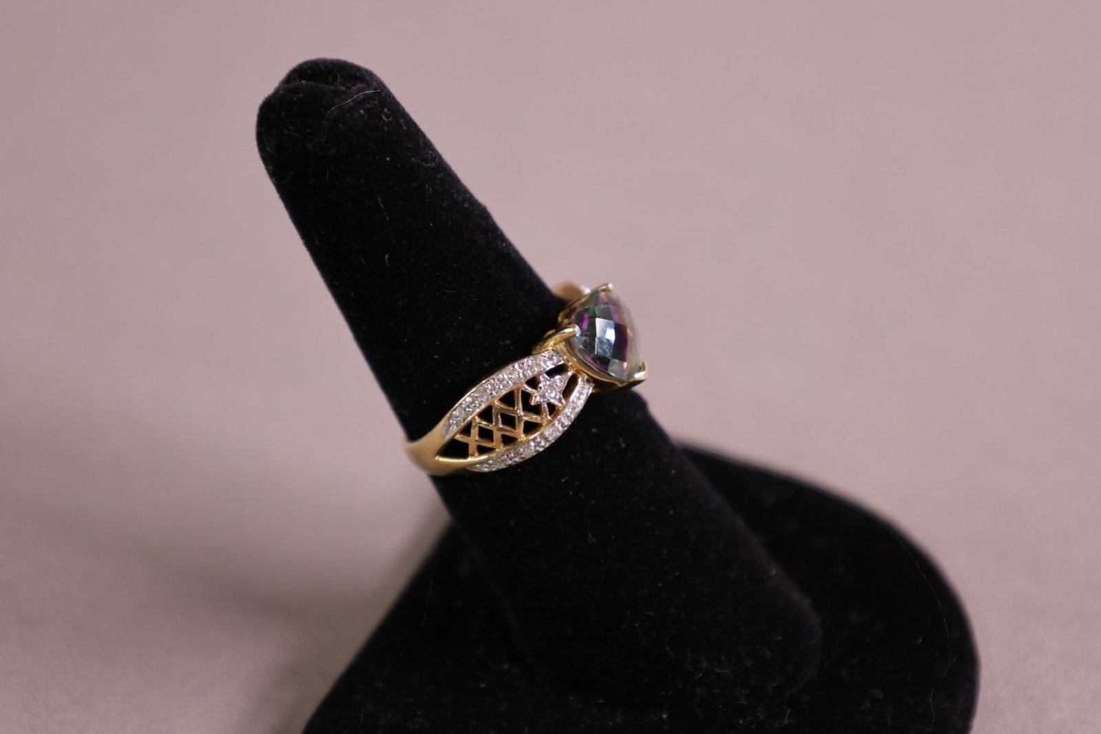 5 10K GOLD RINGS - 3