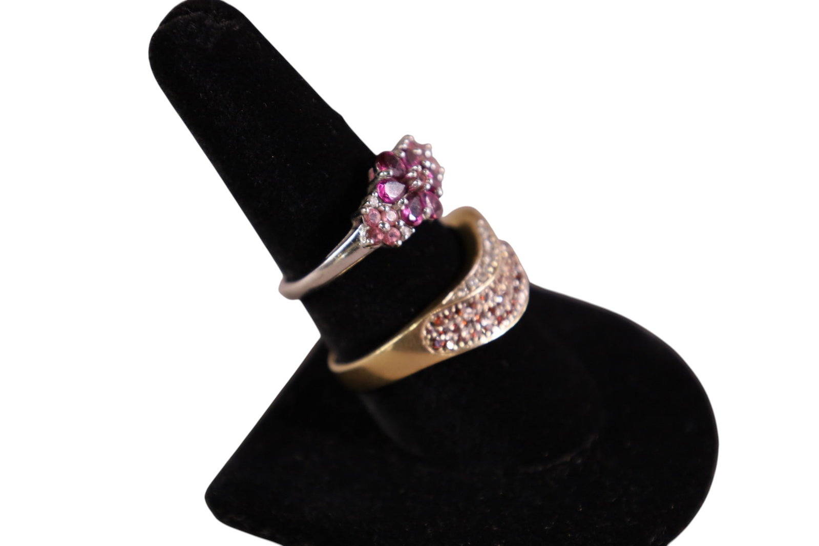 2 14K GOLD RINGS - 2