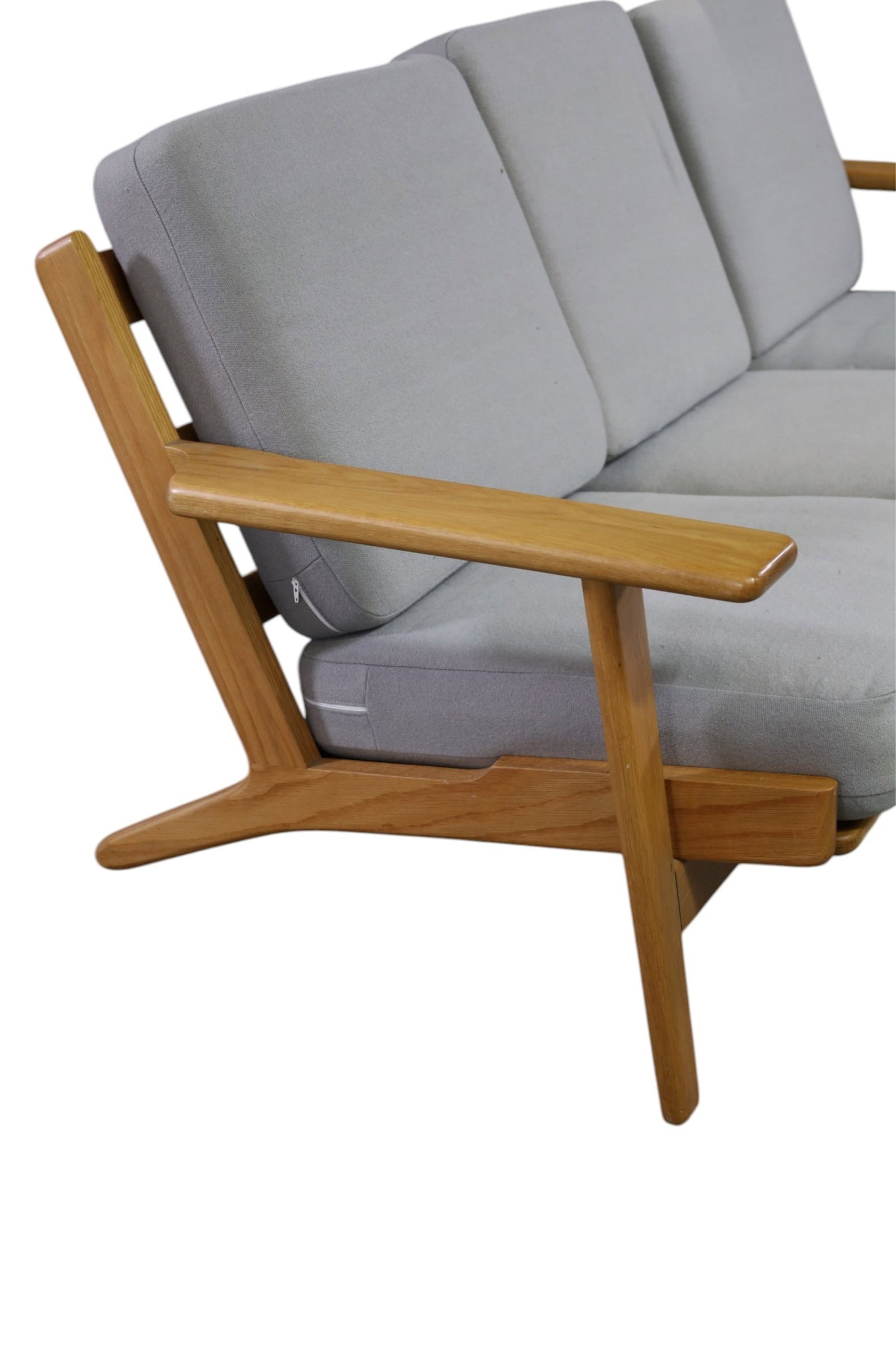 HANS WEGNER FOR GETAMA SOFA - 5