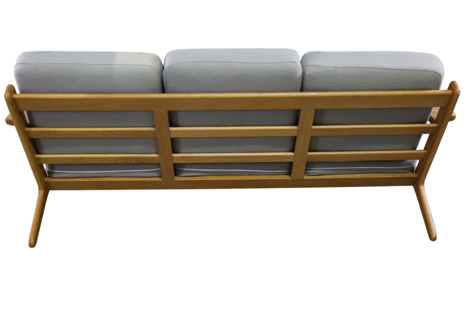 HANS WEGNER FOR GETAMA SOFA - 6