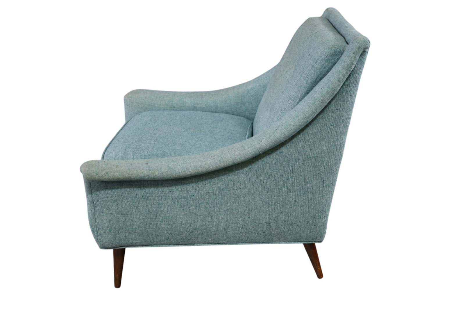 MCM LOUNGE CHAIR - 3