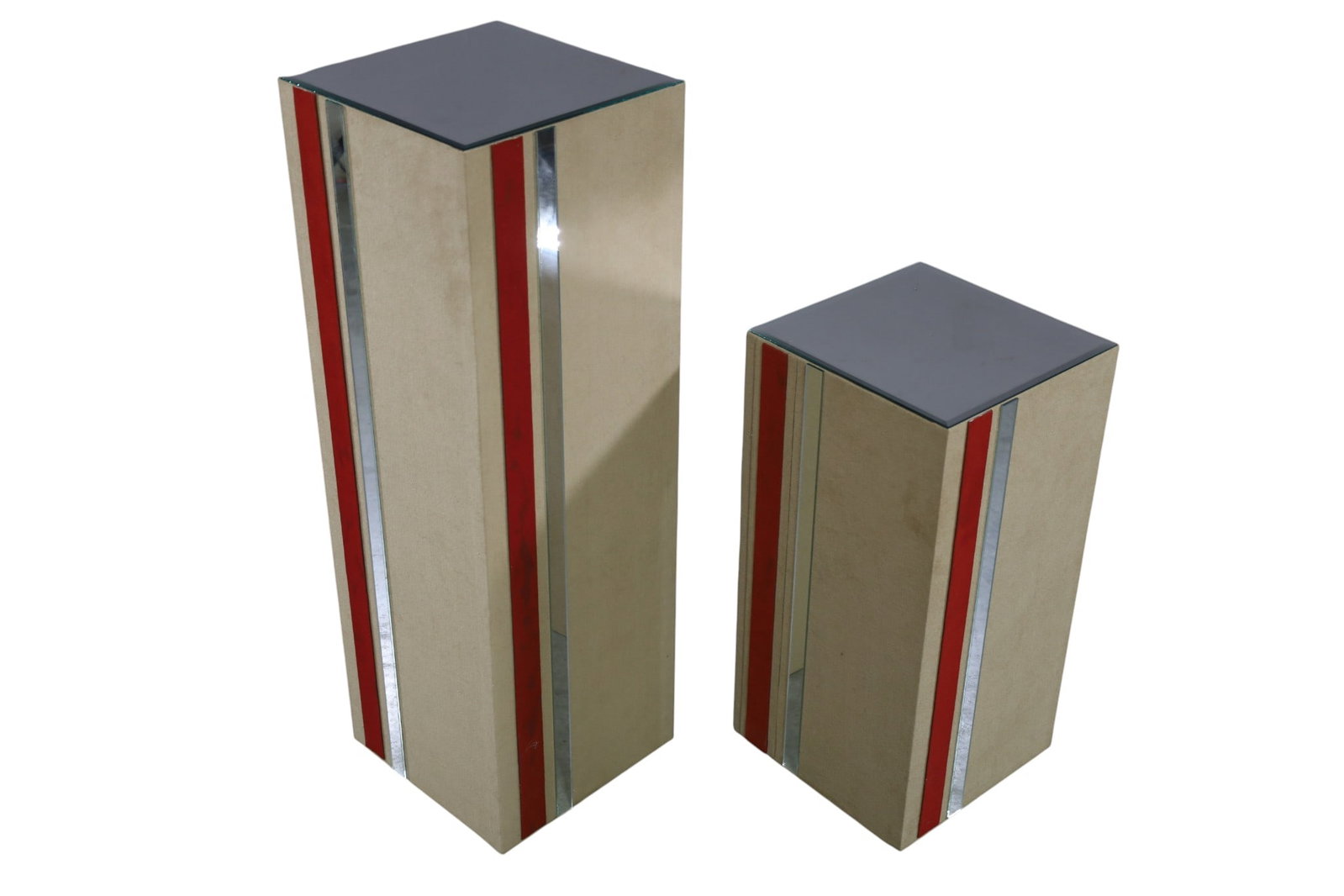 2 PEDESTALS - 2