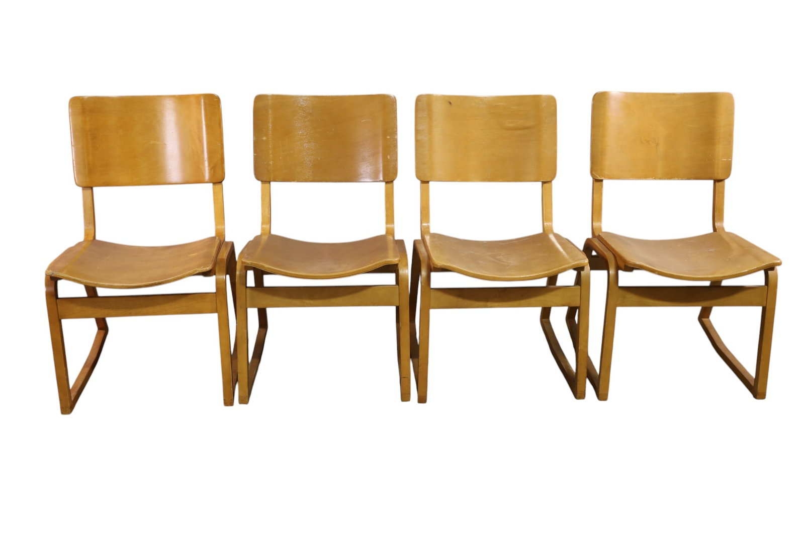 SET OF 4 MCM DINING CHAIRS: SET OF 4 MID CENTURY MODERN THONET STYLE BENT WOOD DINING CHAIRS, ROCKER BASE, WEAR TO FINISH, SCRATCHES. 19" W x 18" D x 33" H. THIS ITEM EXCEEDS SIZE LIMITATIONS FOR IN HOUSE SHIPPING, MUST BE