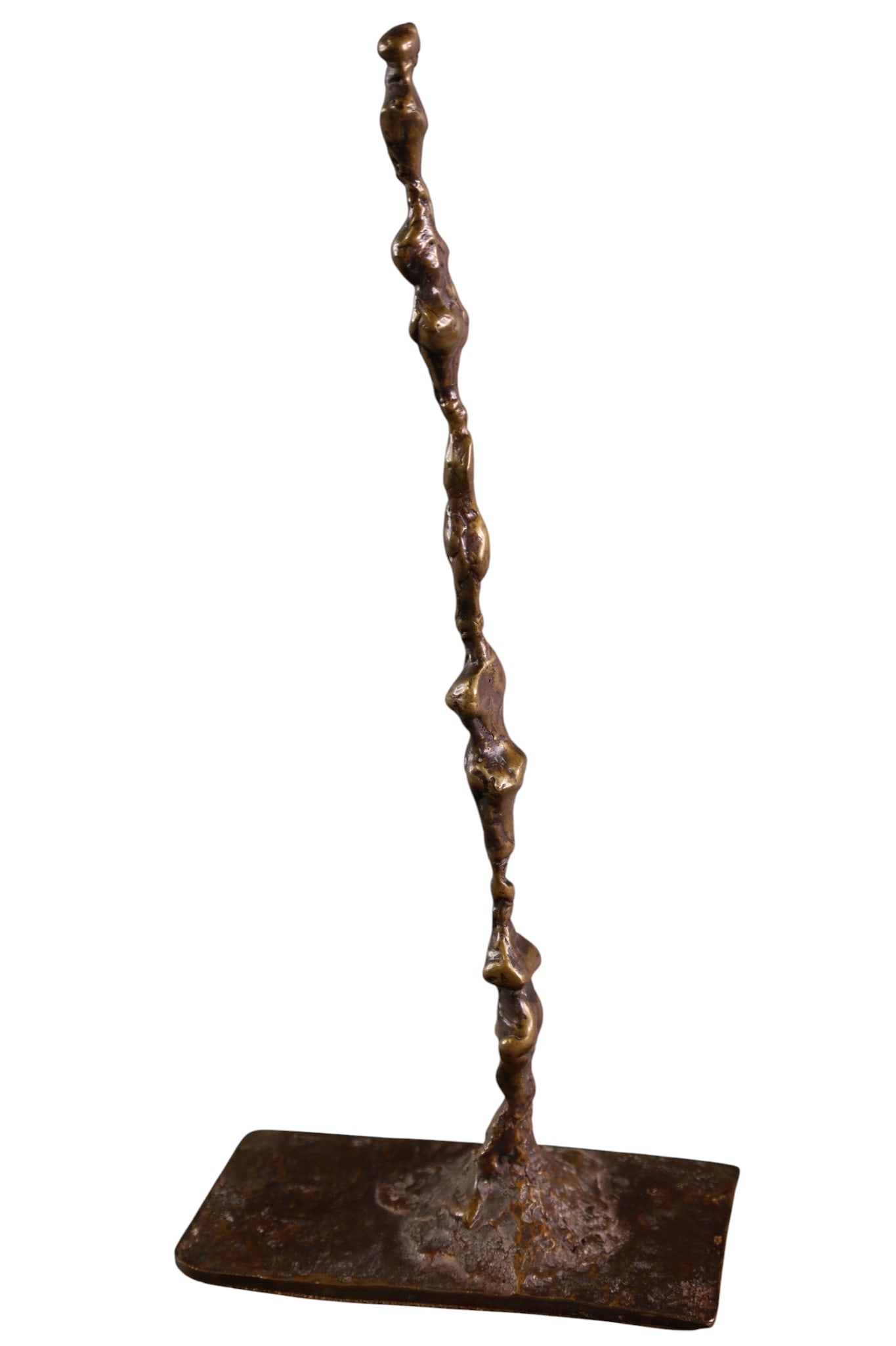 ROGER BARR SCULPTURE: BRUTALIST SCULPTURE, SIGNED. DATED 1972. 12" H.