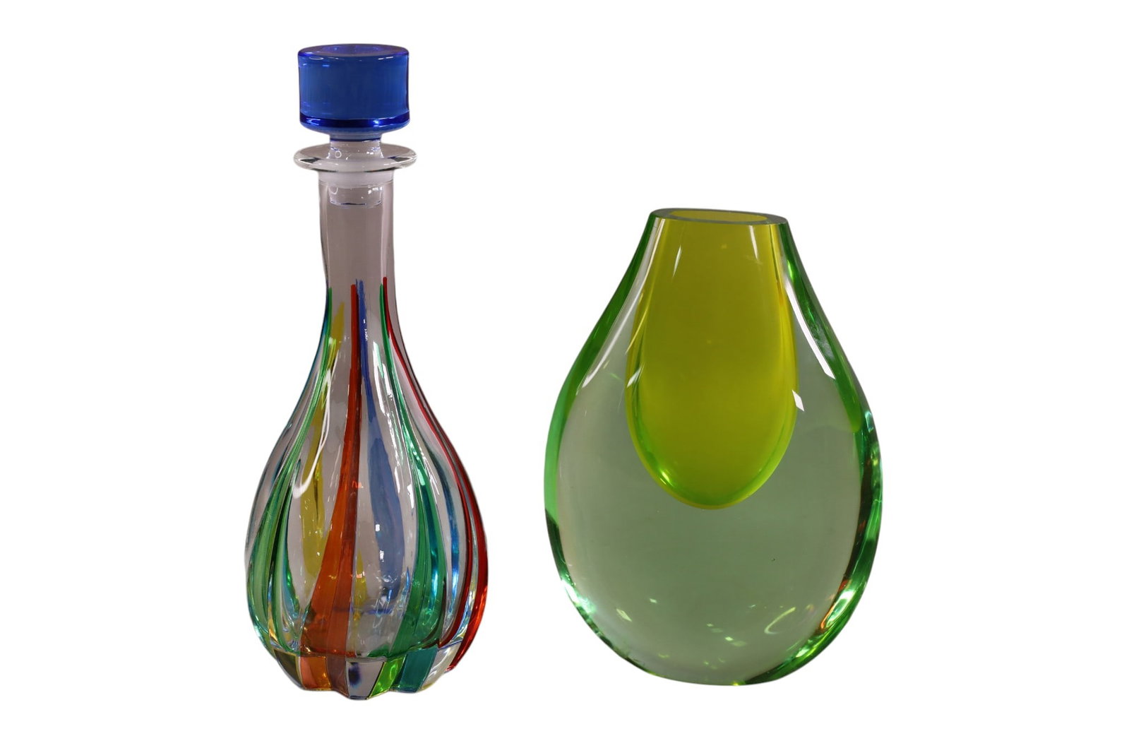 2 PCS OF ART GLASS (1 of 5)