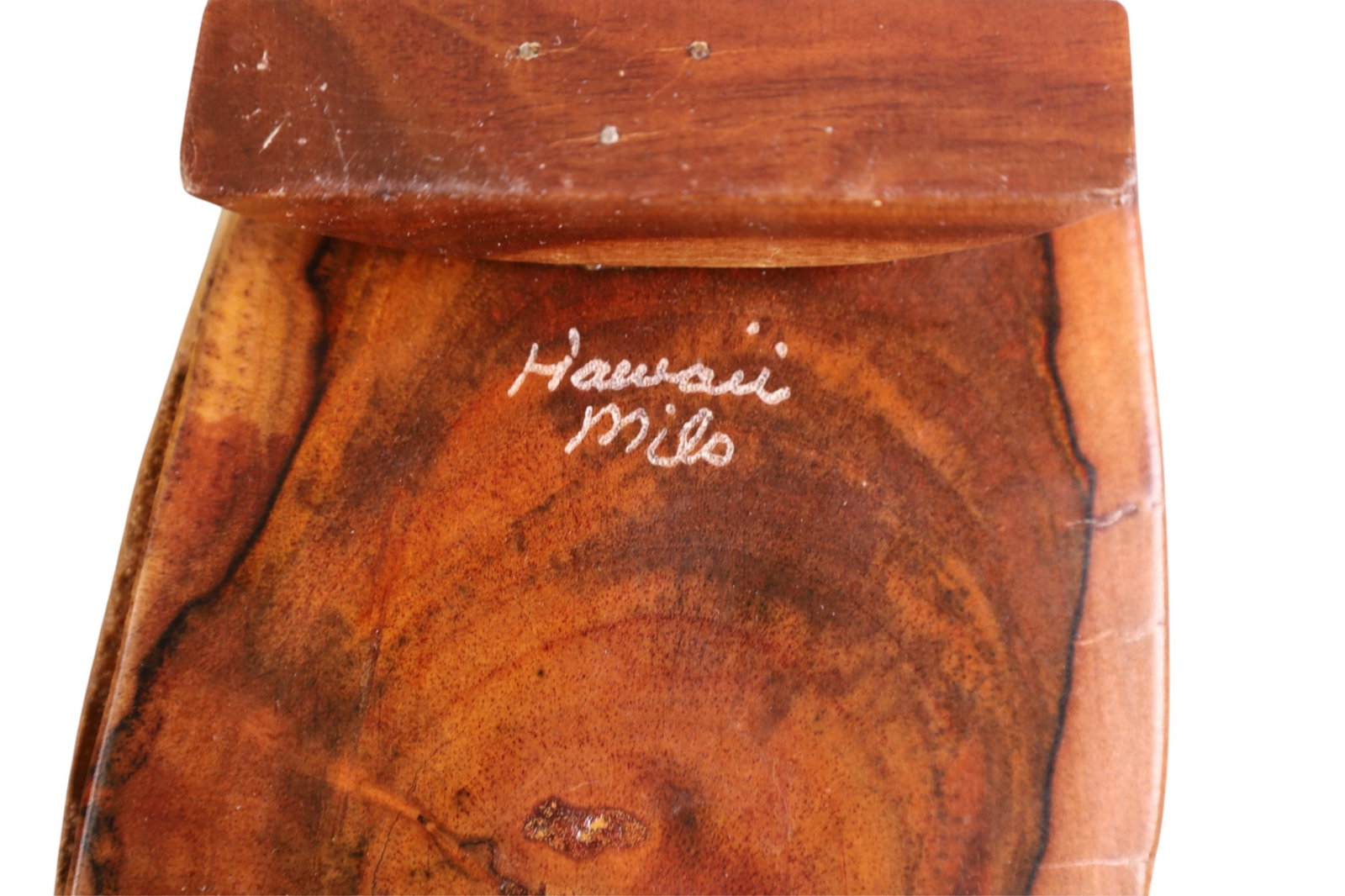 4 WOOD TABLE ITEMS - 4