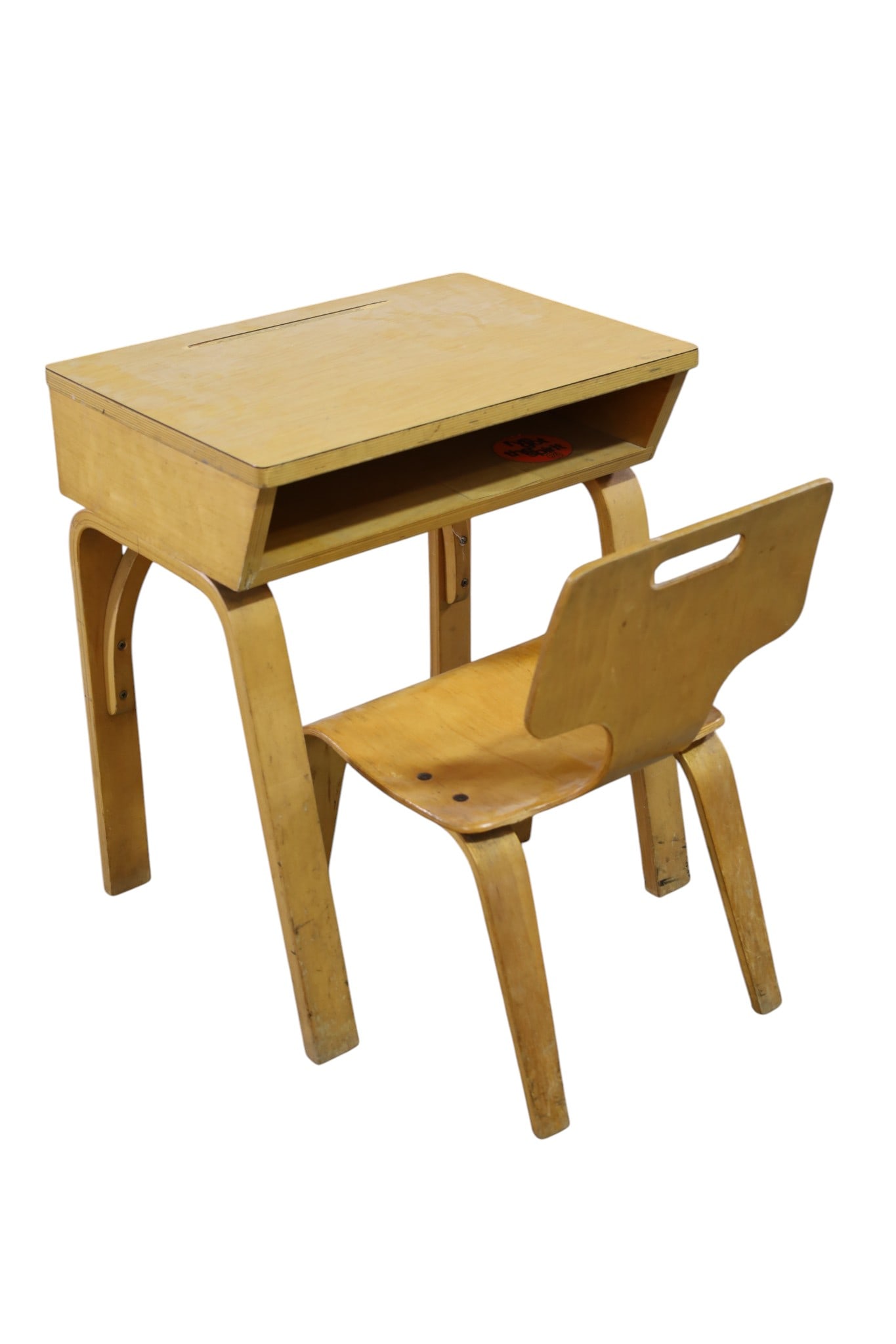 MCM CHILD'S DESK & CHAIR: MID CENTURY MODERN TOYLABS CHILD'S DESK AND CHAIR, WEAR TO FINISH. 20" W x 14" D x 23" H. THIS ITEM EXCEEDS SIZE LIMITATIONS FOR IN HOUSE SHIPPING, MUST BE PICKED UP IN HOUSE OR SHIPPED VIA 3rd PARTY