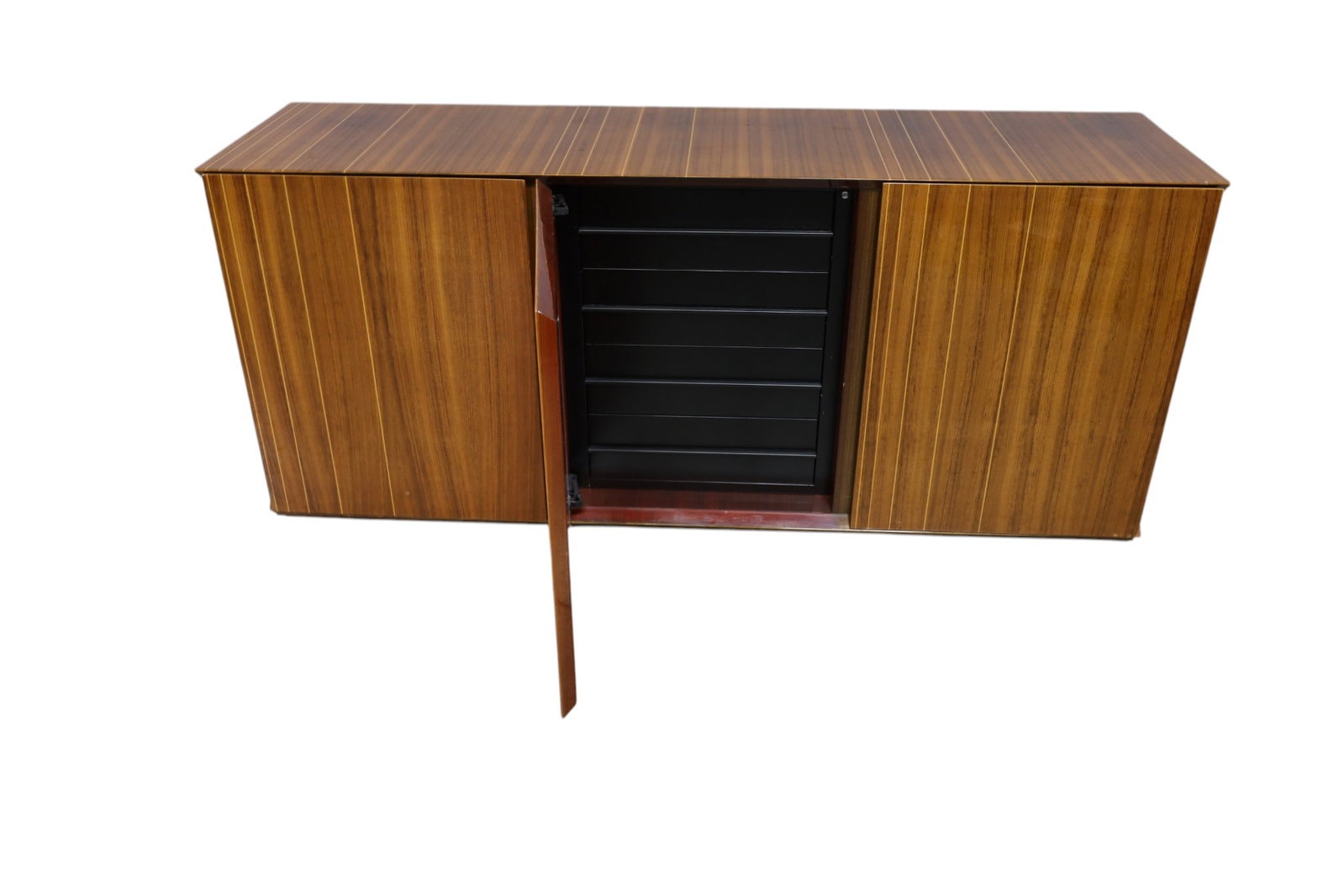 BURLED THREE DOOR CREDENZA - 3