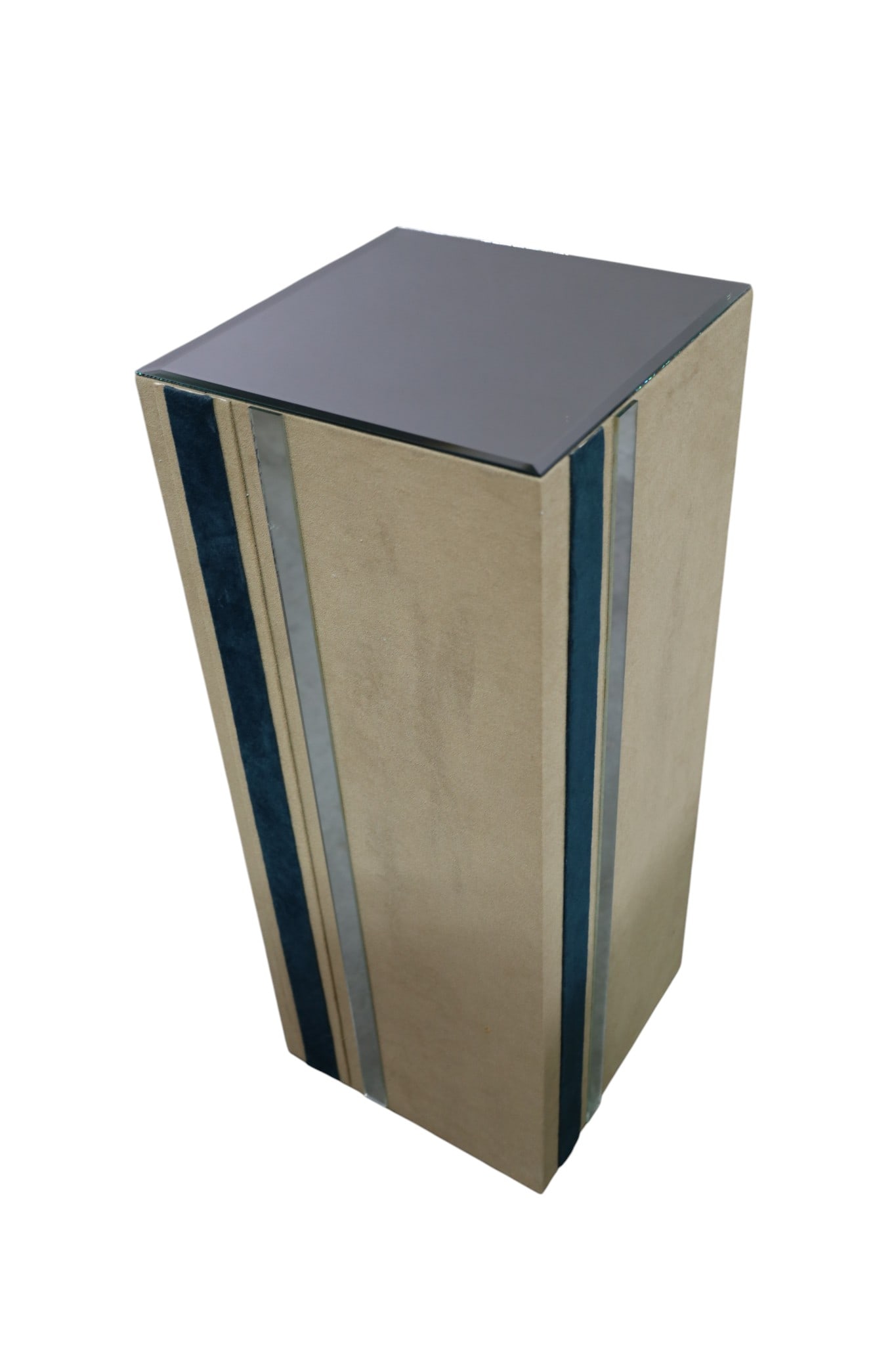 2 MCM PEDESTALS - 2