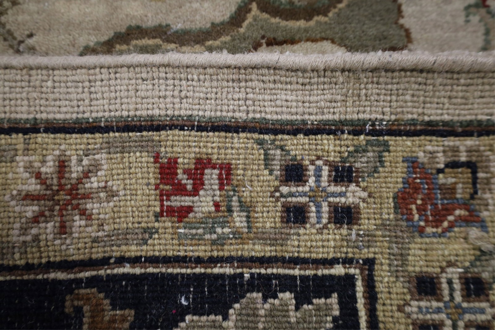 APPROX 9' x 12' HANDMADE WOOL RUG - 4
