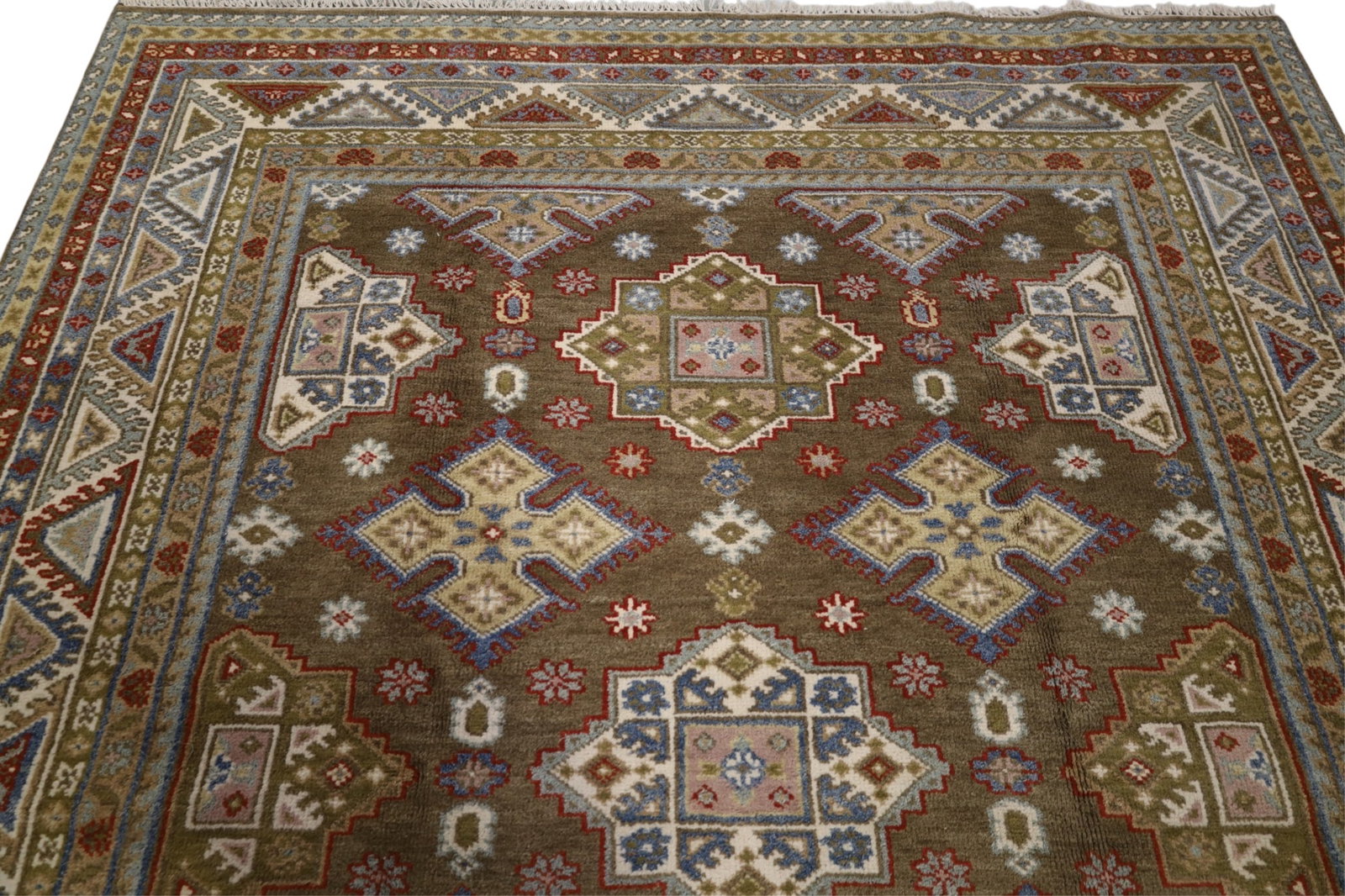 APPROX 9' 5" x 7' 10" HANDMADE WOOL RUG - 2