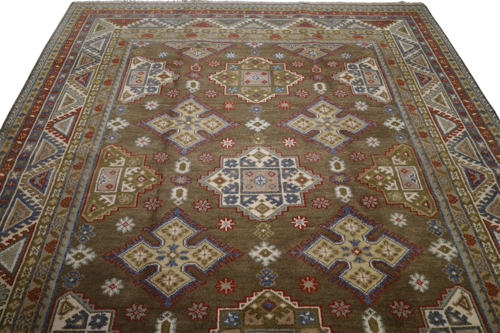 APPROX 9' 5" x 7' 10" HANDMADE WOOL RUG - 3