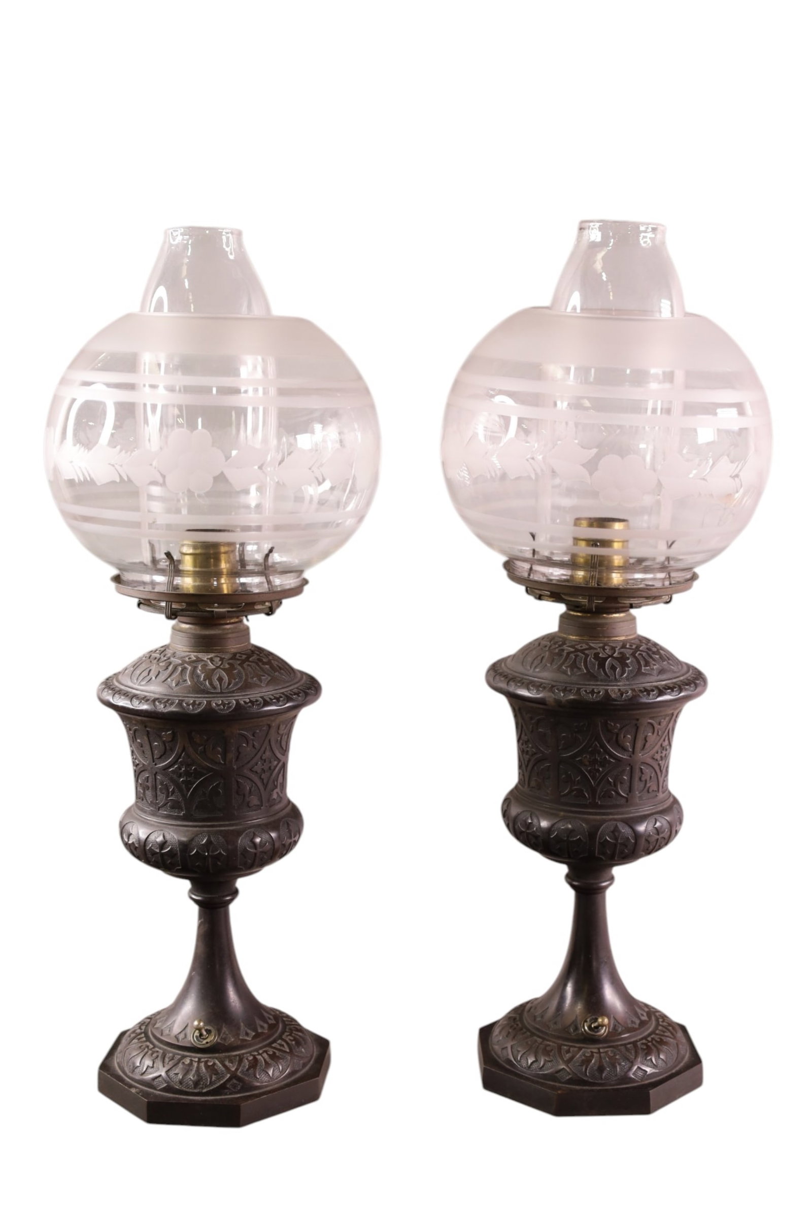 PAIR OF VICTORIAN LAMPS: PAIR OF CAST IRON BASE VICTORIAN LAMPS, HAVE BEEN ELECTRIFIED, ETCHED SHADES. 19" H.