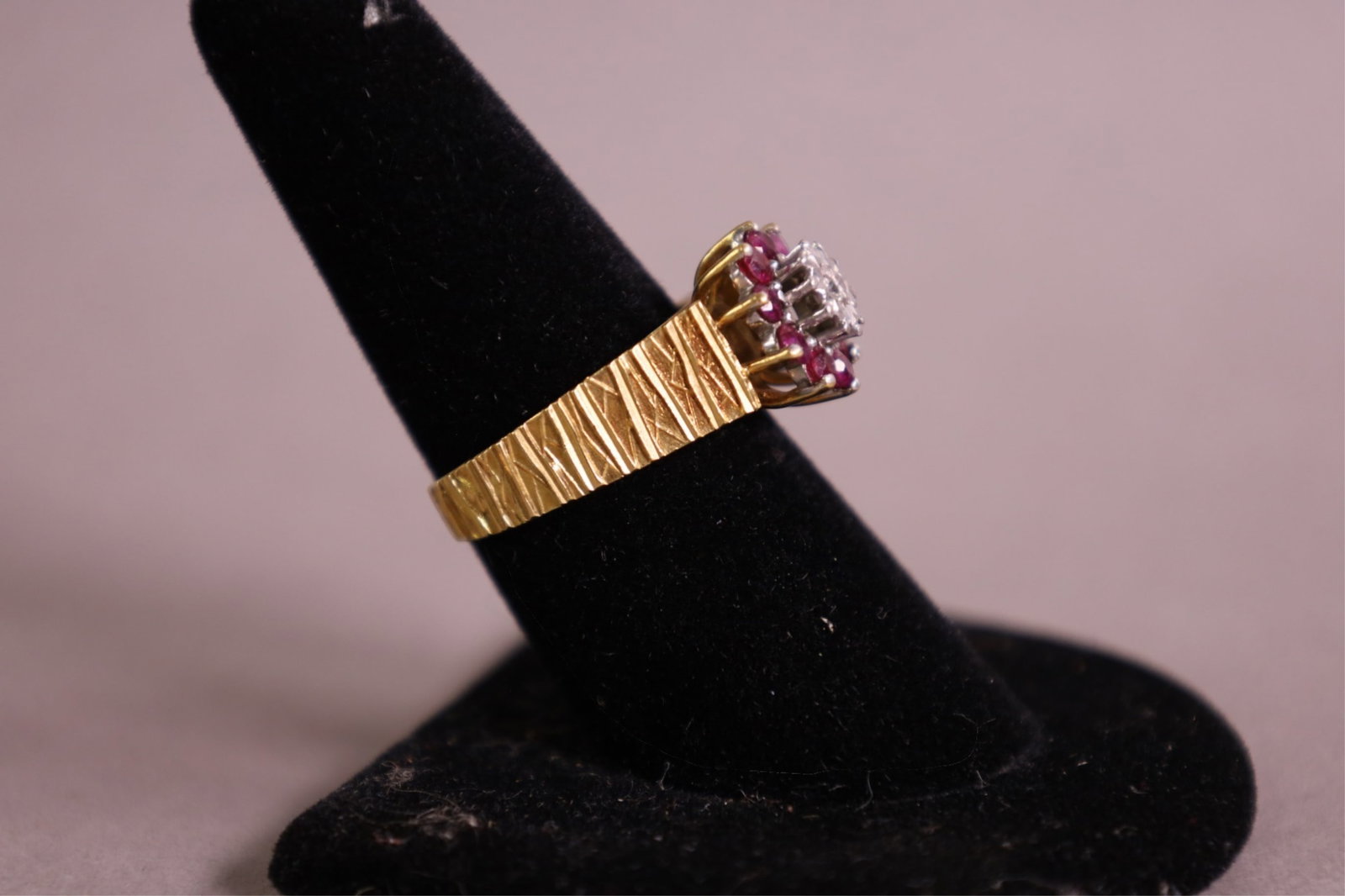 14K GOLD, RUBY & DIAMOND RING - 2
