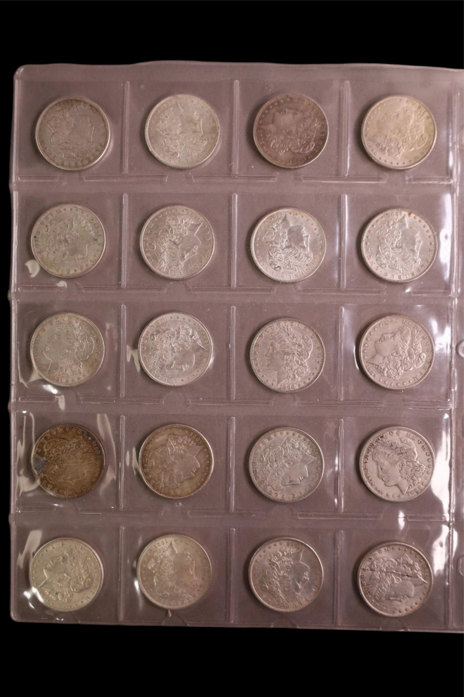 GROUPING OF 20 SILVER DOLLARS (1 of 3)