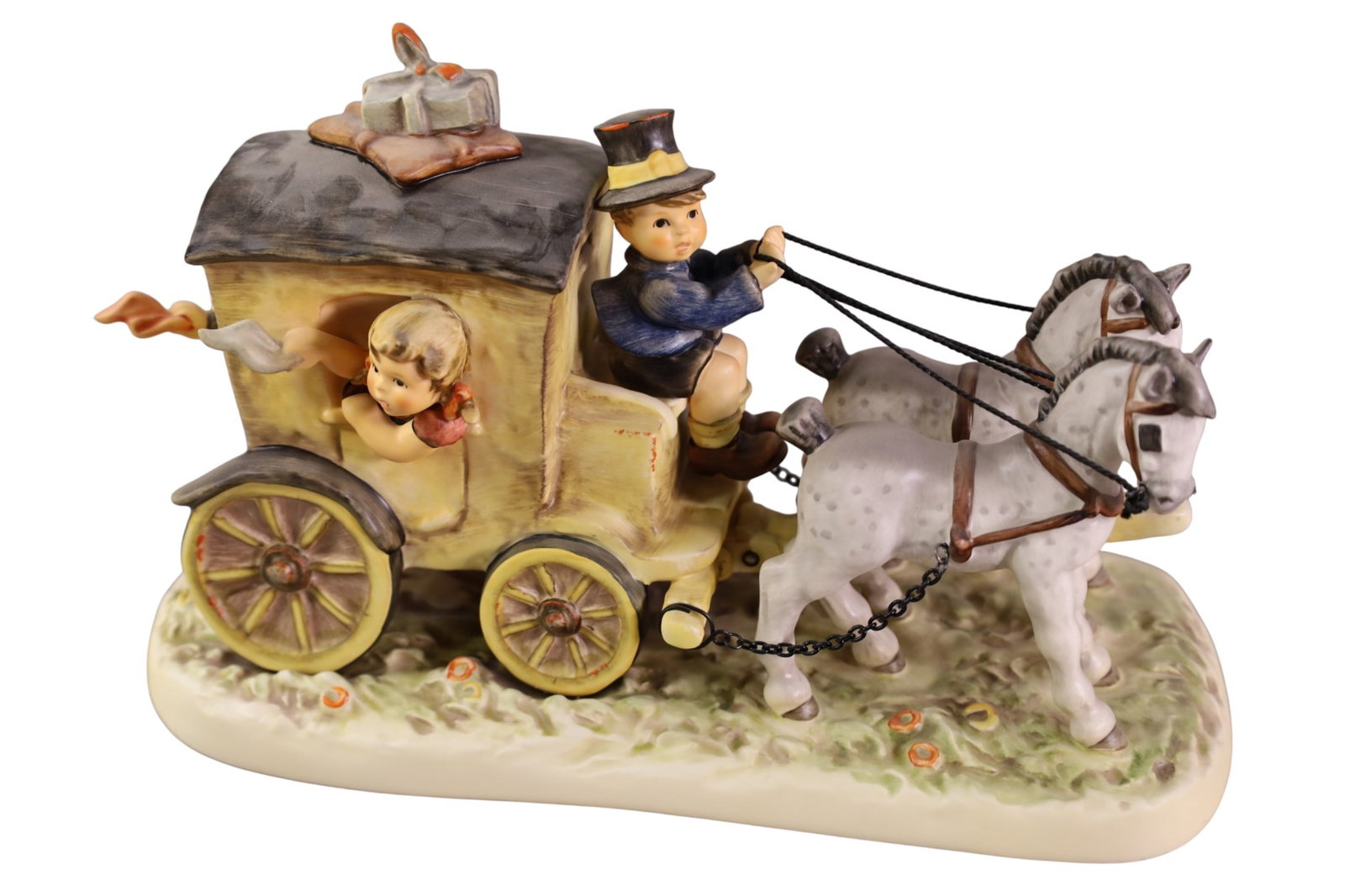 2 HUMMEL FIGURES - 3