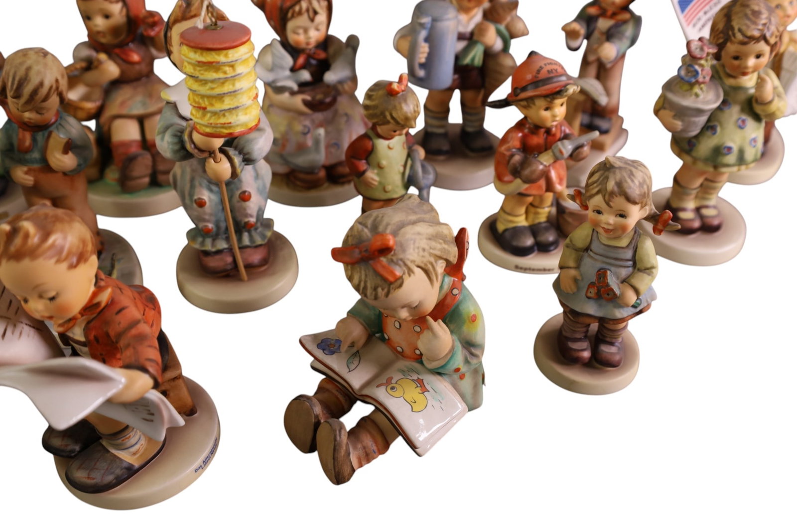 20 HUMMEL FIGURES - 4
