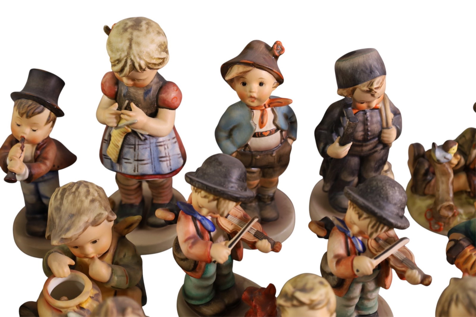 20 HUMMEL FIGURES - 3