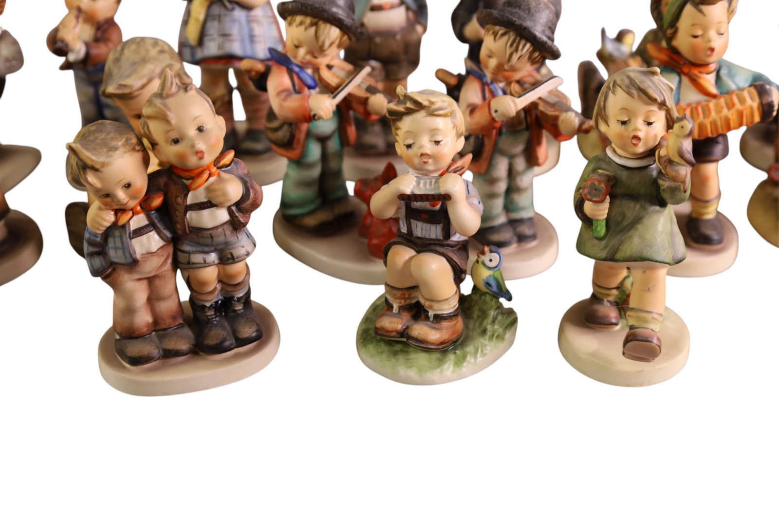 20 HUMMEL FIGURES - 5