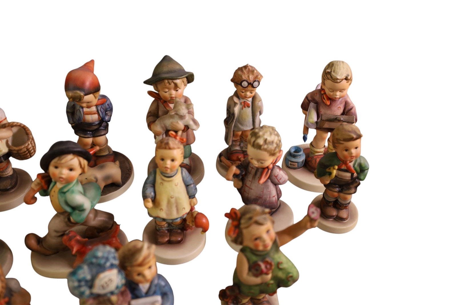 20 HUMMEL FIGURES - 4