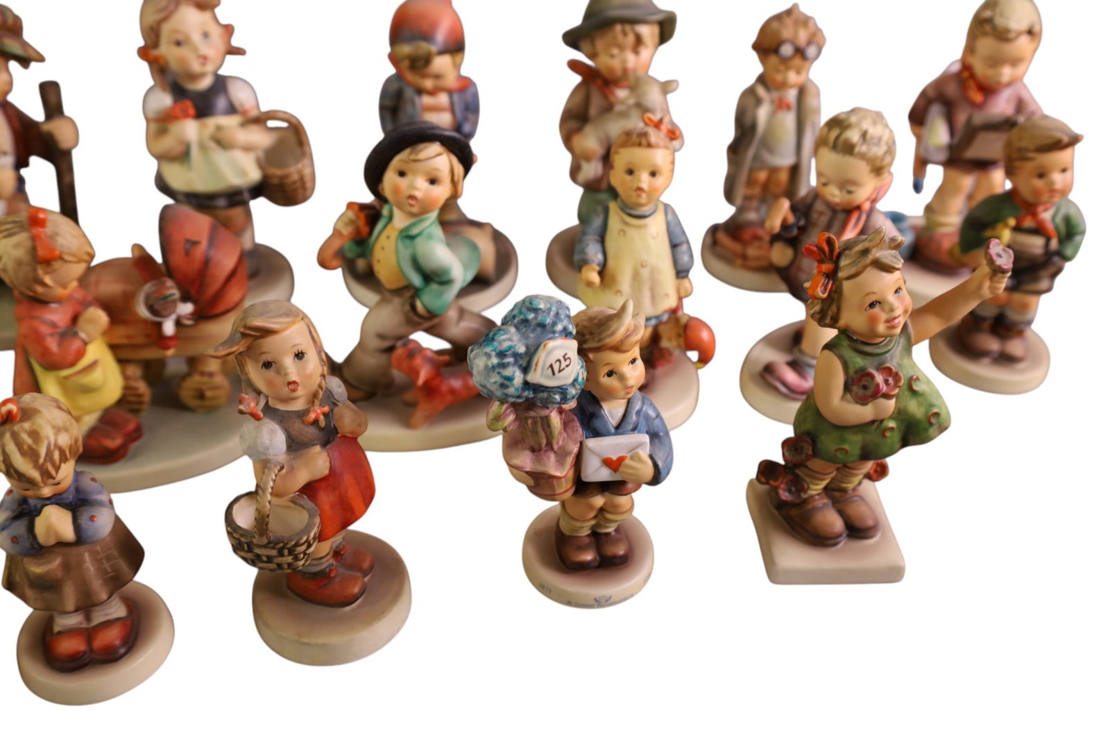20 HUMMEL FIGURES - 5
