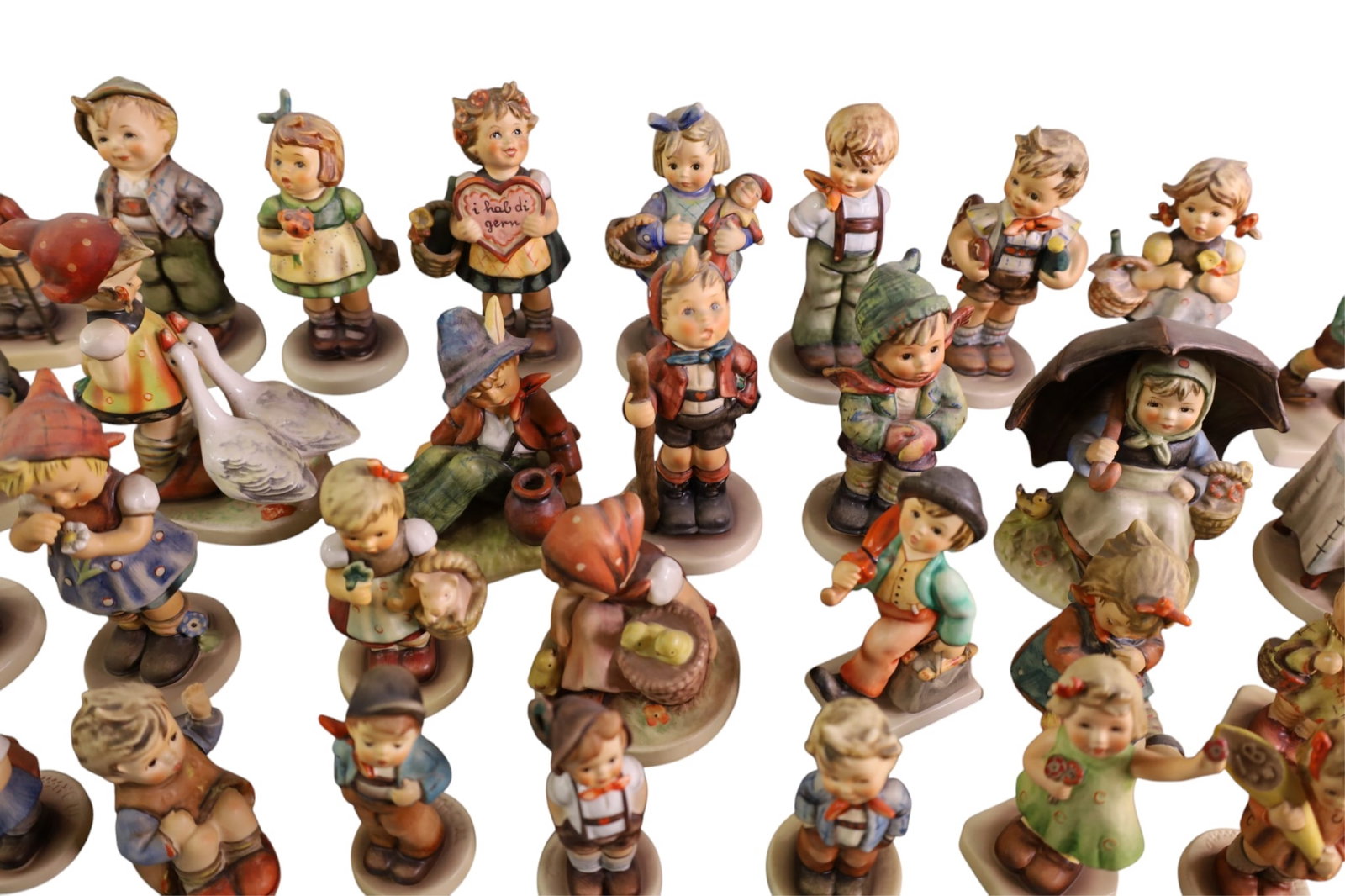 31 HUMMEL FIGURES - 3