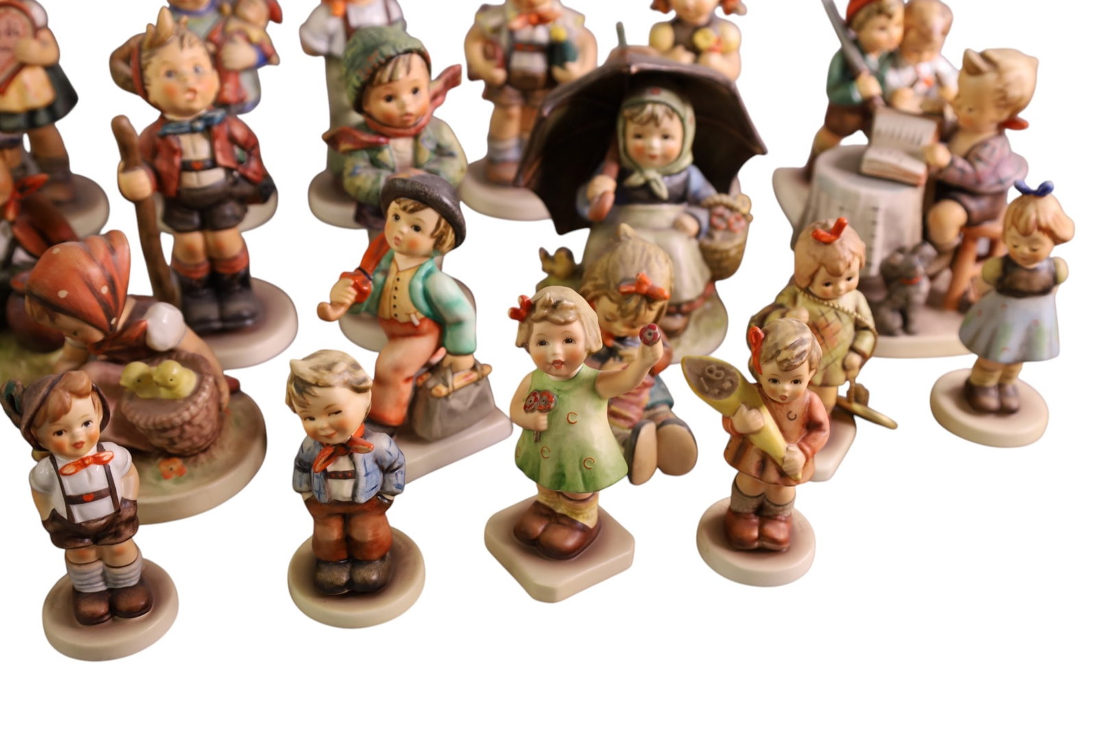 31 HUMMEL FIGURES - 5
