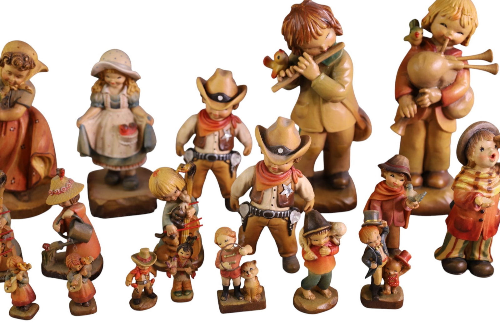 ANRI WOODEN FIGURES - 3