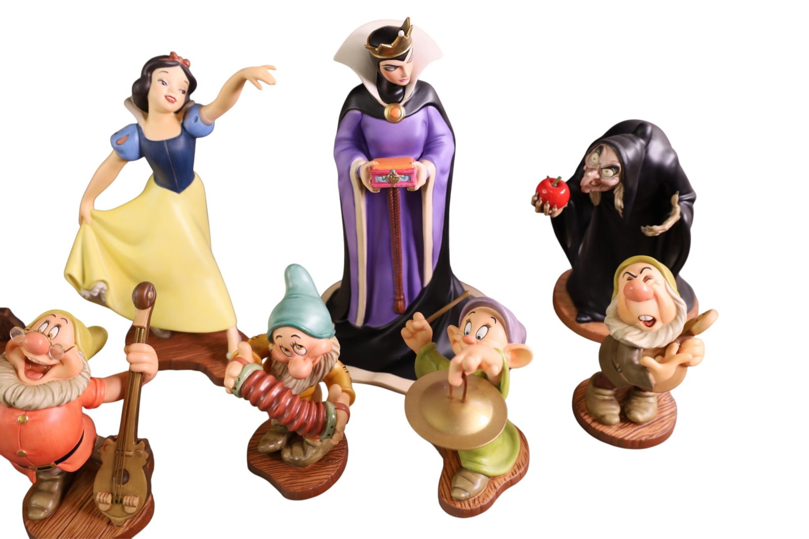 11 DISNEY SNOW WHITE FIGURES - 4