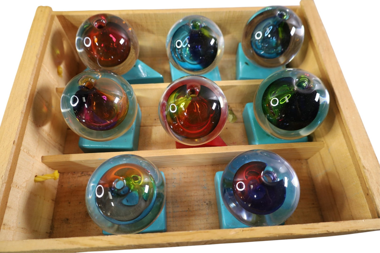 PAUL HARRIE ZEPHYR PAPERWEIGHT SAMPLES - 2