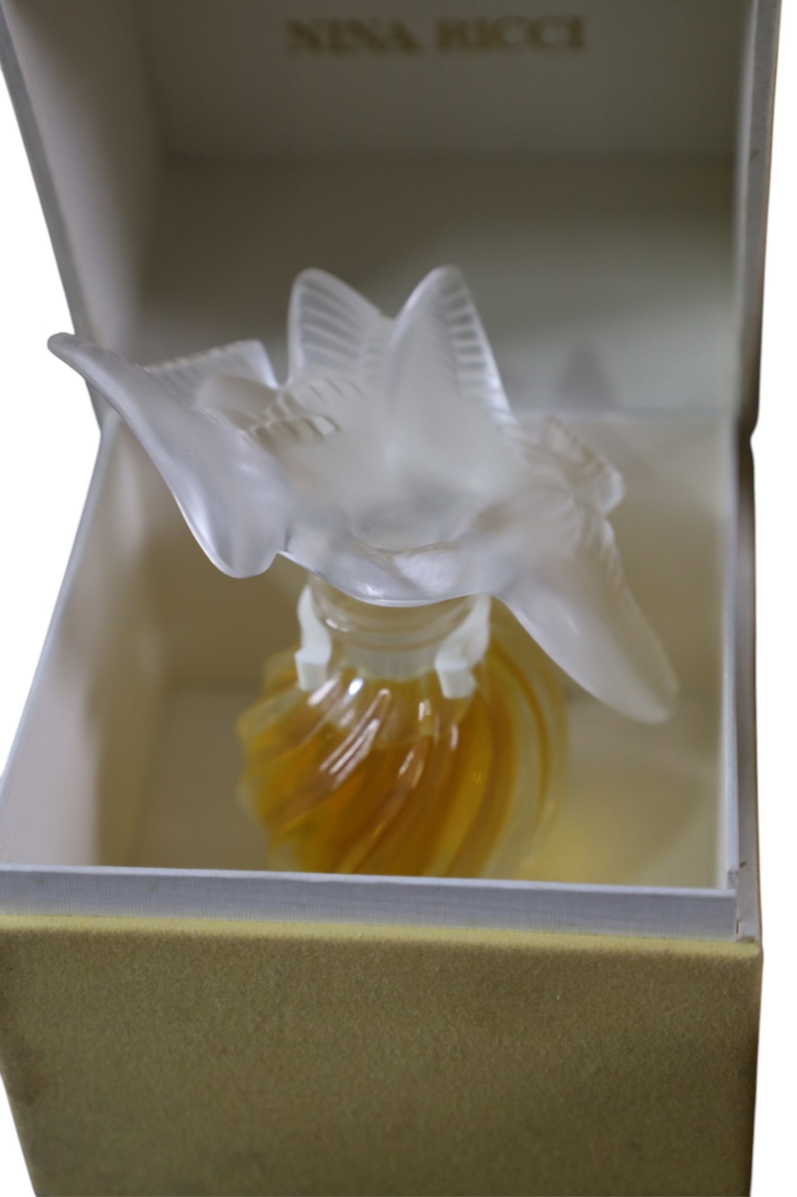 4 LALIQUE PERFUMES - 4