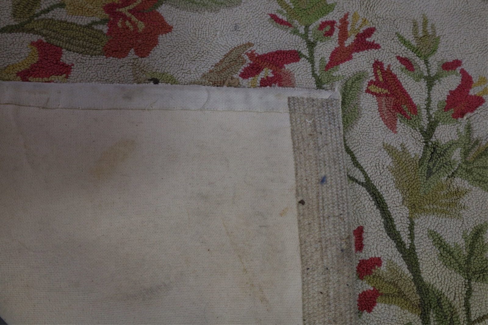 HOOK RUG - 4