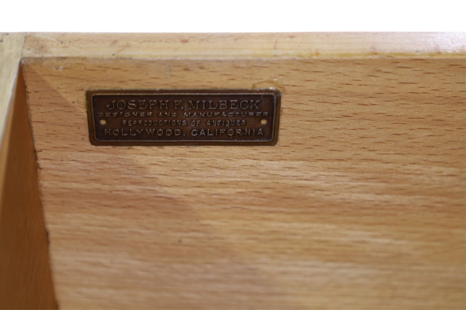FRENCH PROVINCIAL STYLE CHEST - 4