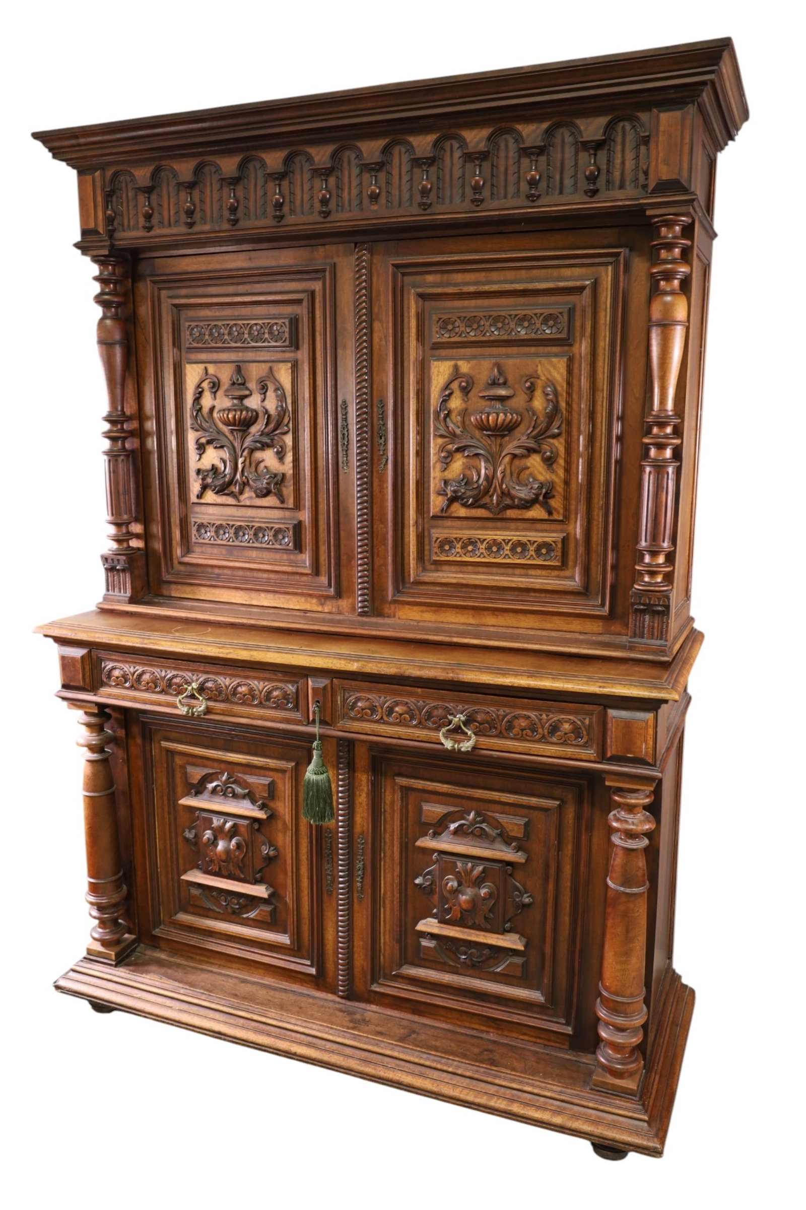 LARGE VICTORIAN SIDEBOARD - 3