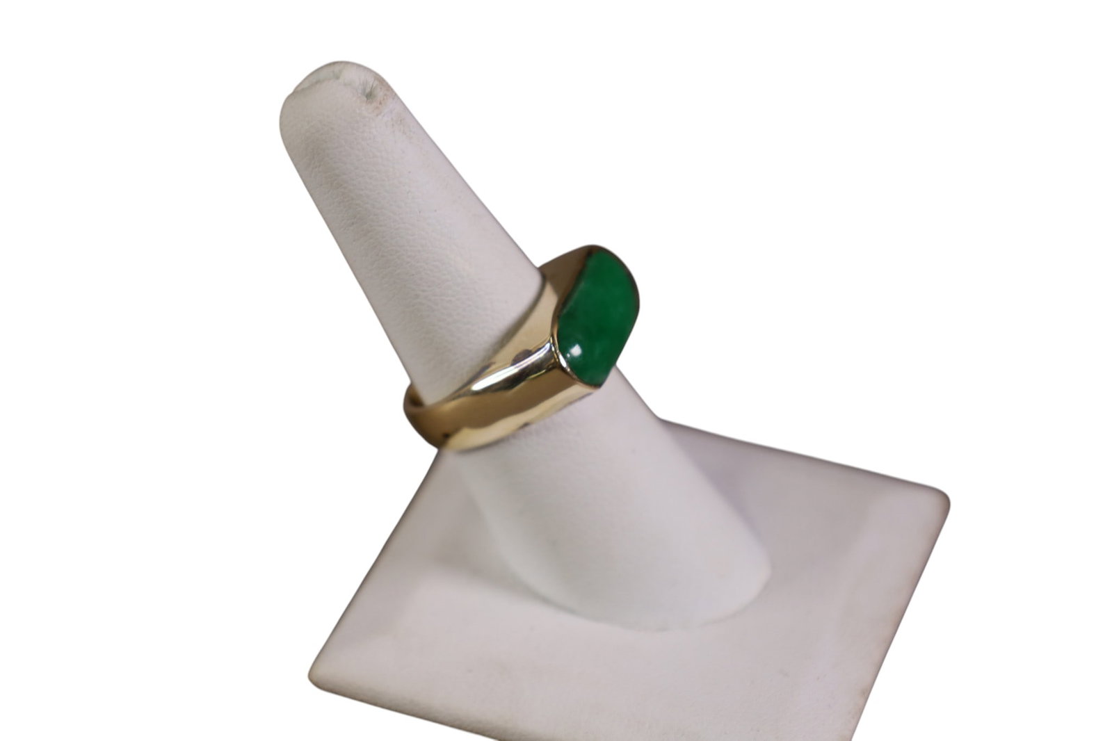 14K GOLD AND JADEITE RING - 3