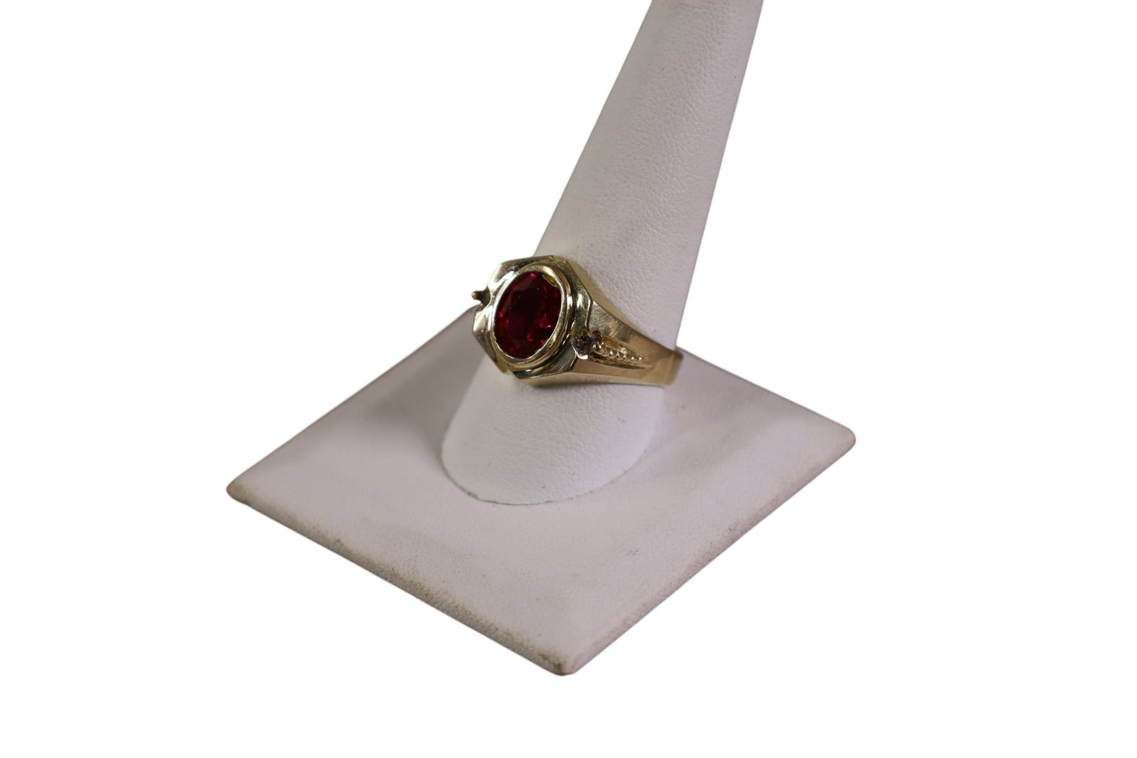 14K GOLD & RUBY RING - 3