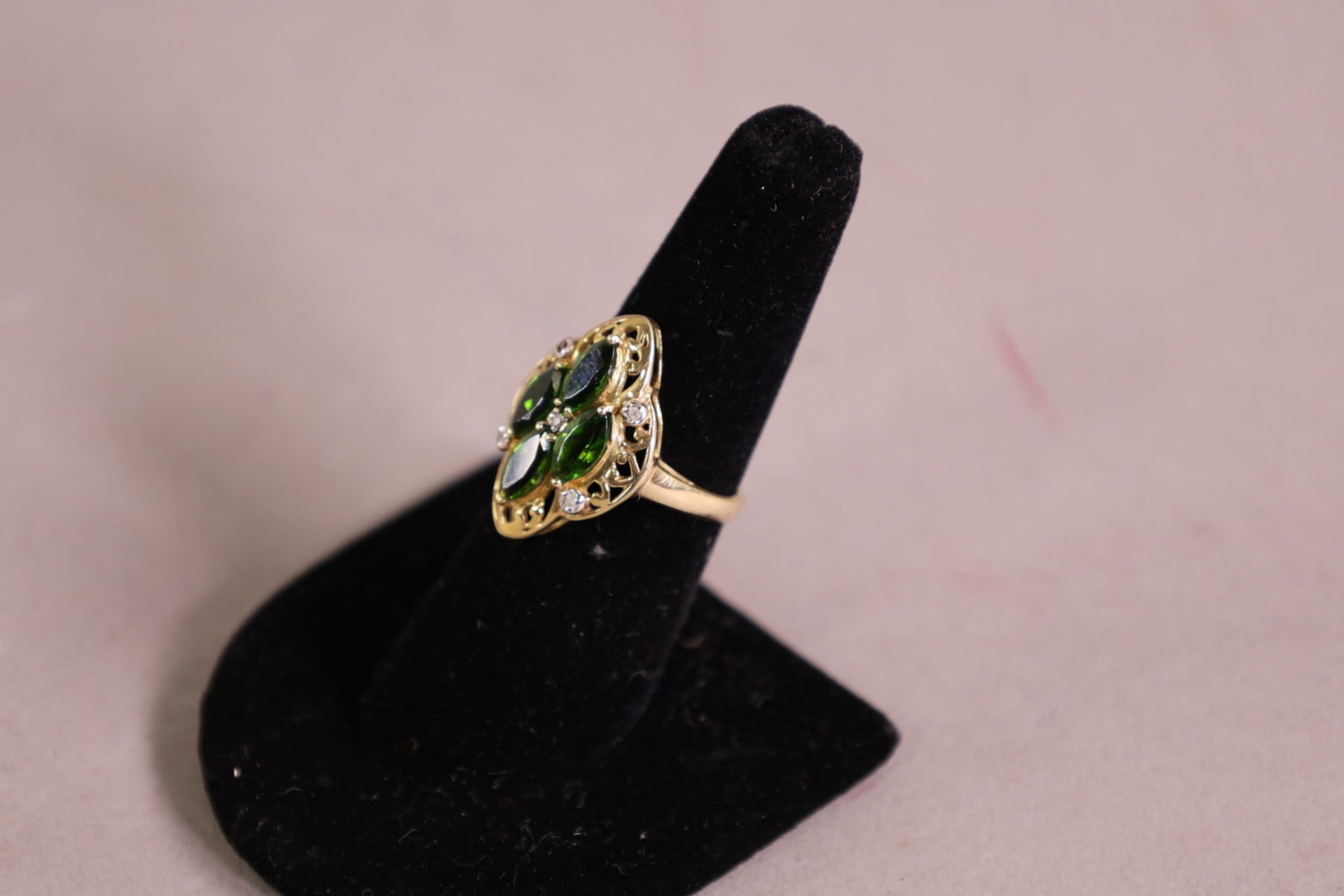 10K GOLD RING - 2