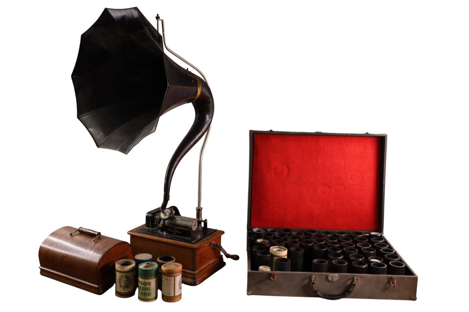 EDISON CYLINDER PLAYER WITH RECORDS: LARGE EDISION CYLINDER ROLL PLAYER WITH HORN AND RECORDS. MODEL D. APPROX 55 RECORDS. UNTESTED. THIS ITEM EXCEEDS SIZE LIMITATIONS FOR IN HOUSE SHIPPING, MUST BE SHIPPED VIA 3rd PARTY GROUND SHIPPER