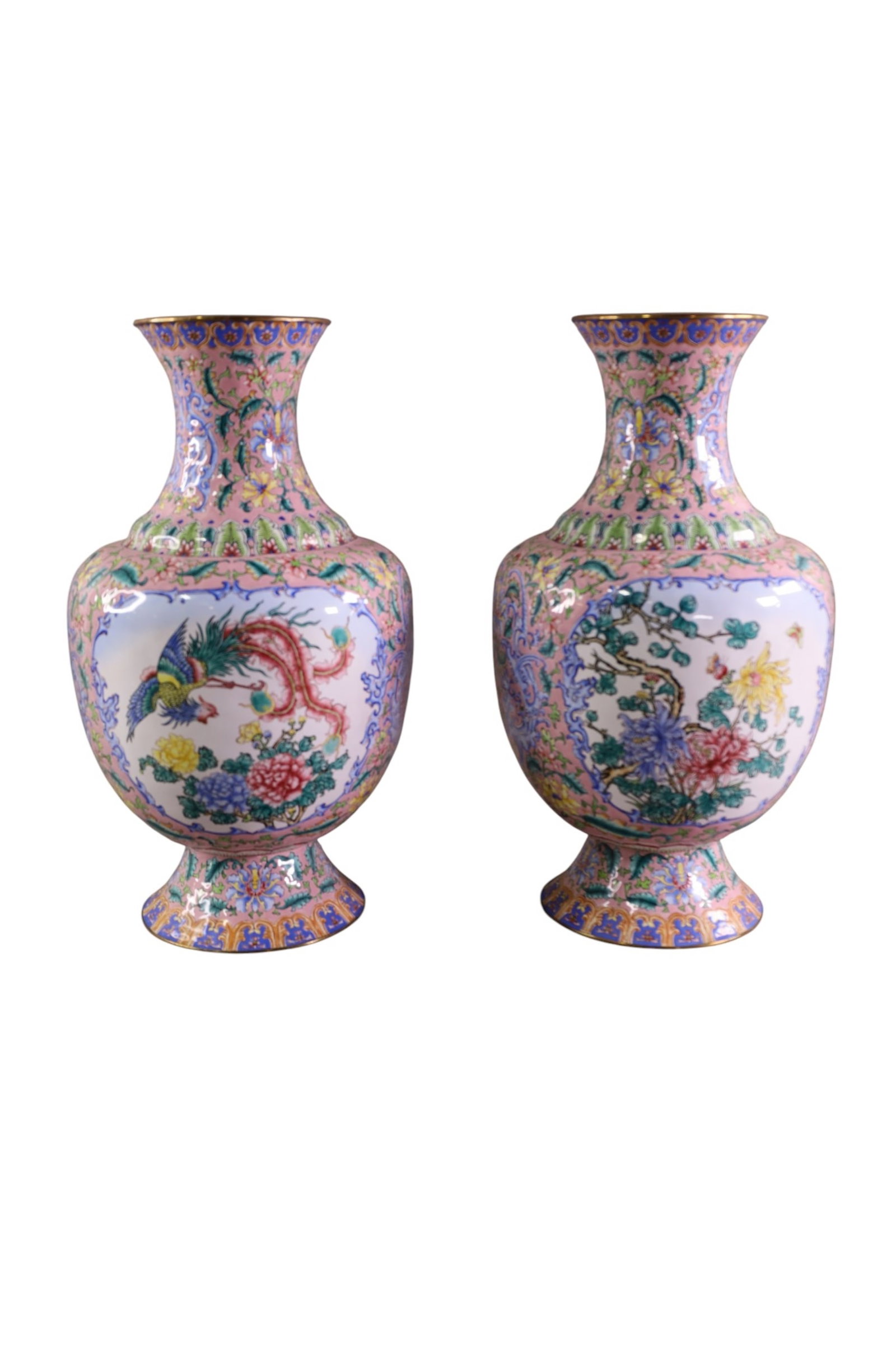 PAIR OF CHINESE VASES (1 of 3)