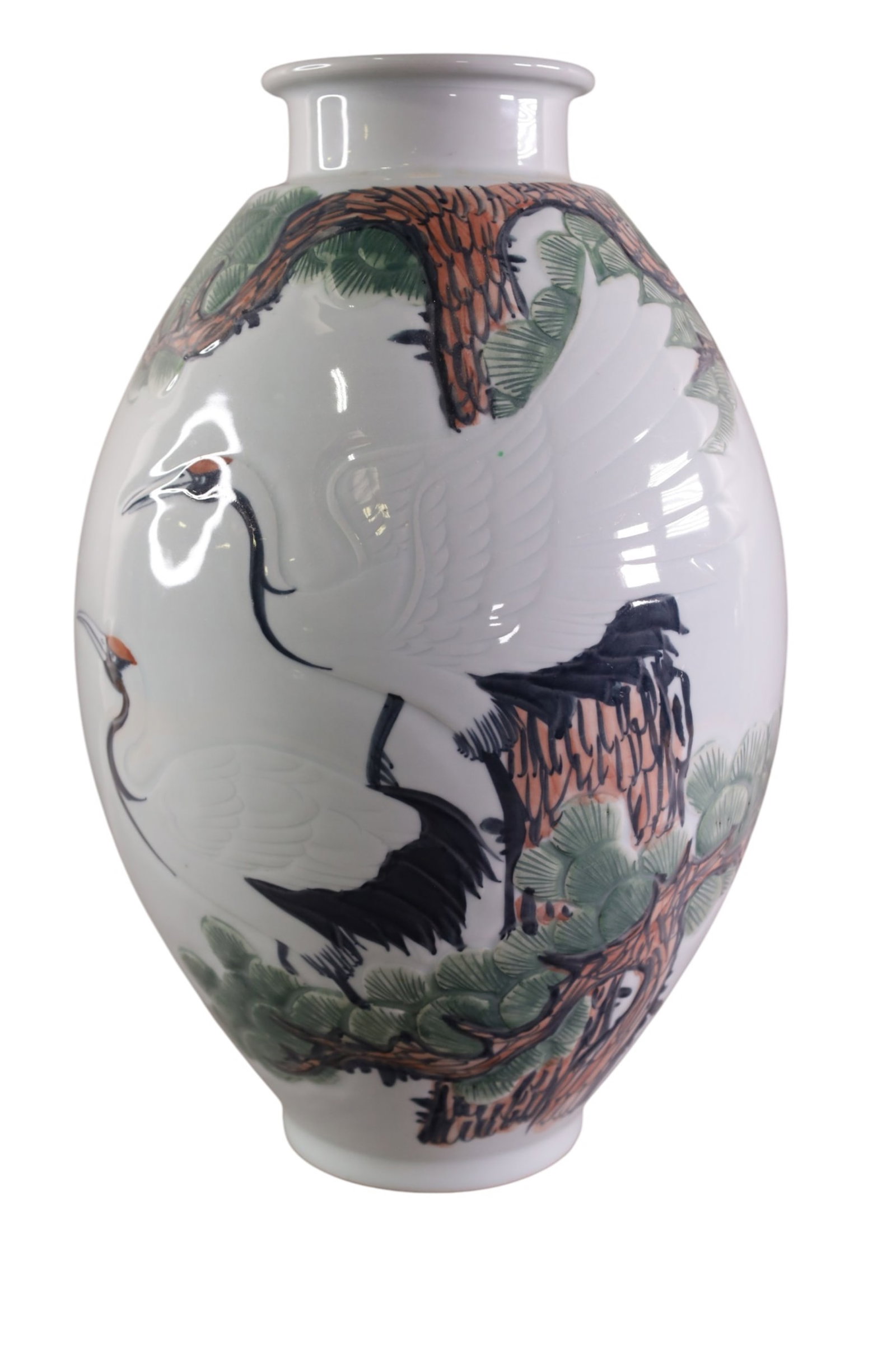 LARGE KOREAN PORCELAIN VASE: LARGE KOREAN PORCELAIN VASE, CRANE DECORATION. ARTIST SIGNED, 19" H.