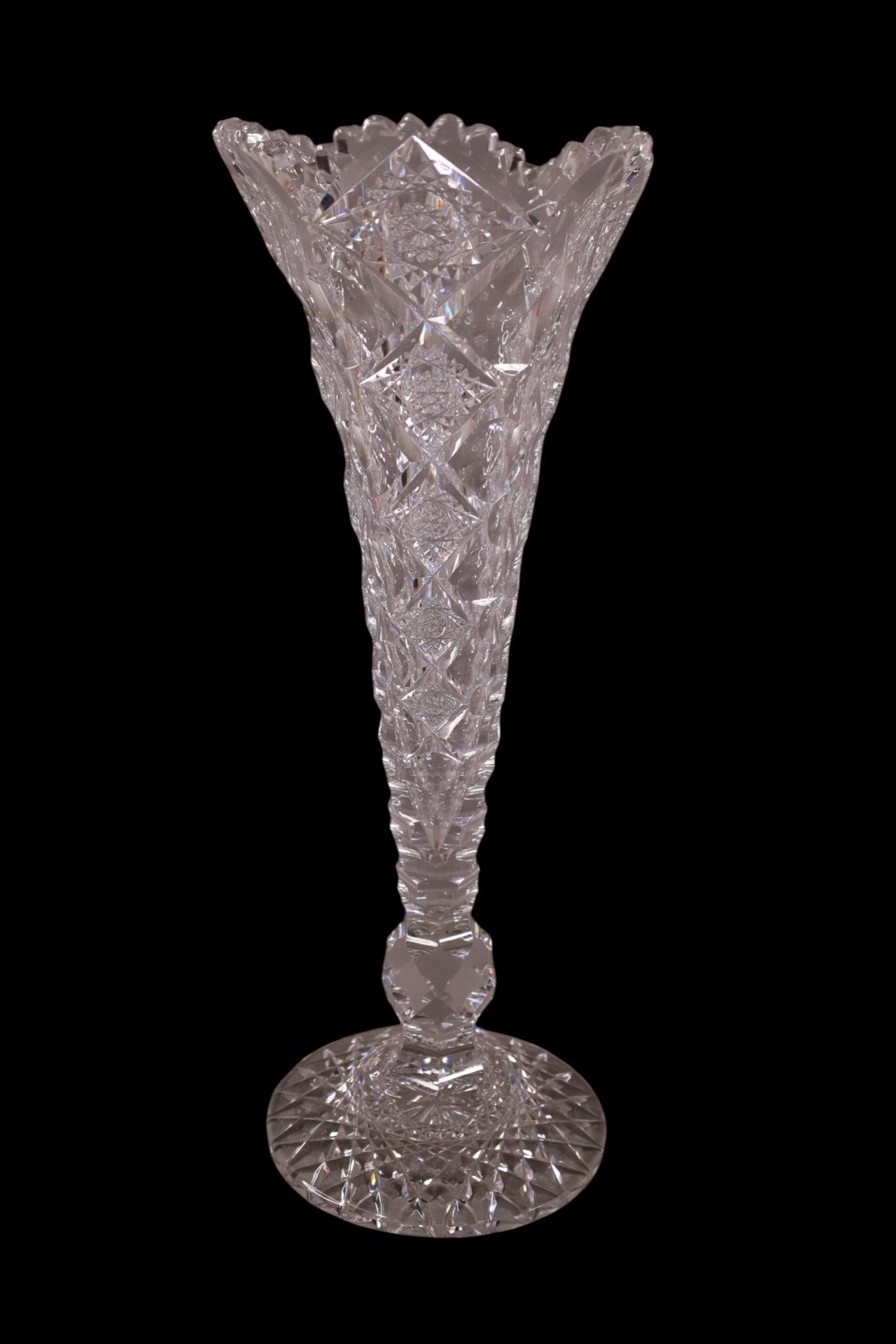 TALL CUT GLASS VASE: LARGE AMERICAN BRILLIANT CUT GLASS VASE, FOOTED BASE. 18" H.