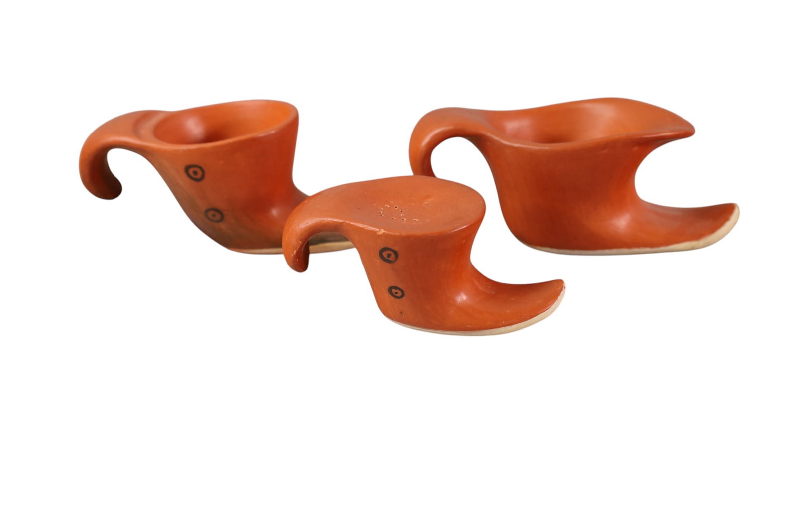 3 PCS OF EDITH NASH POTTERY: HANDMADE NATIVE AMERICAN EDITH NASH POTTERY, MOCCASINS, AND SHAKER. 6" L.