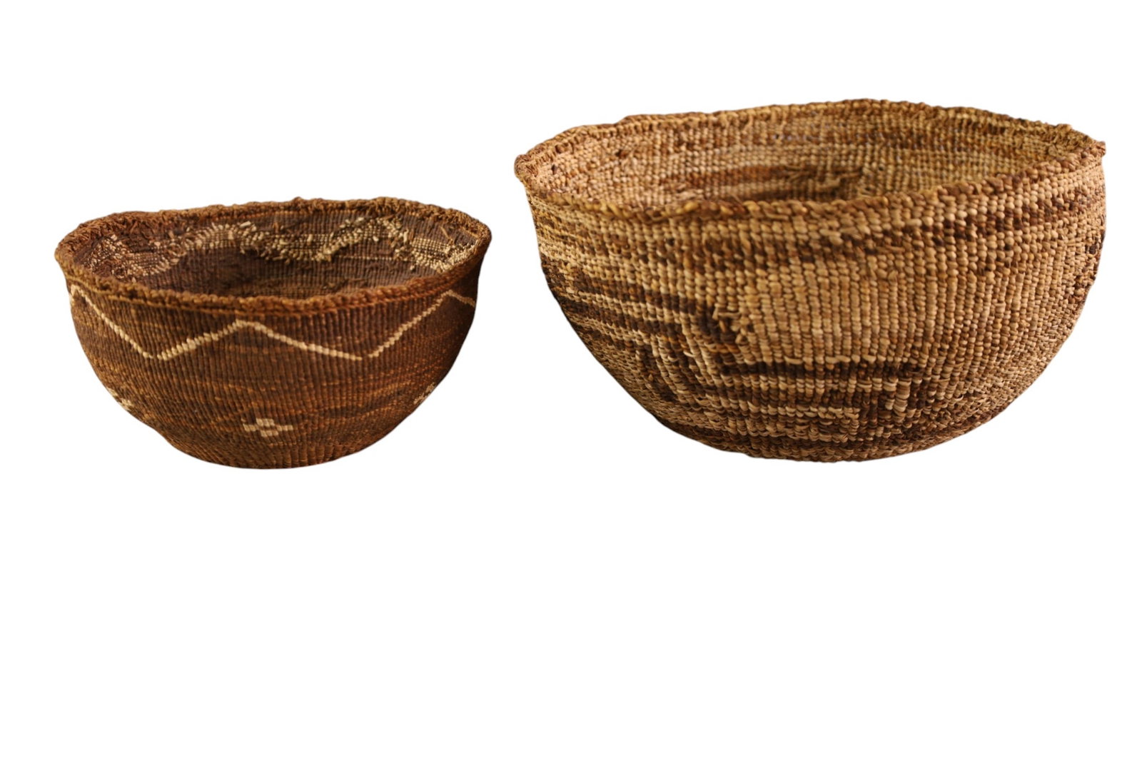 2 KLAMATH BASKETS (1 of 5)