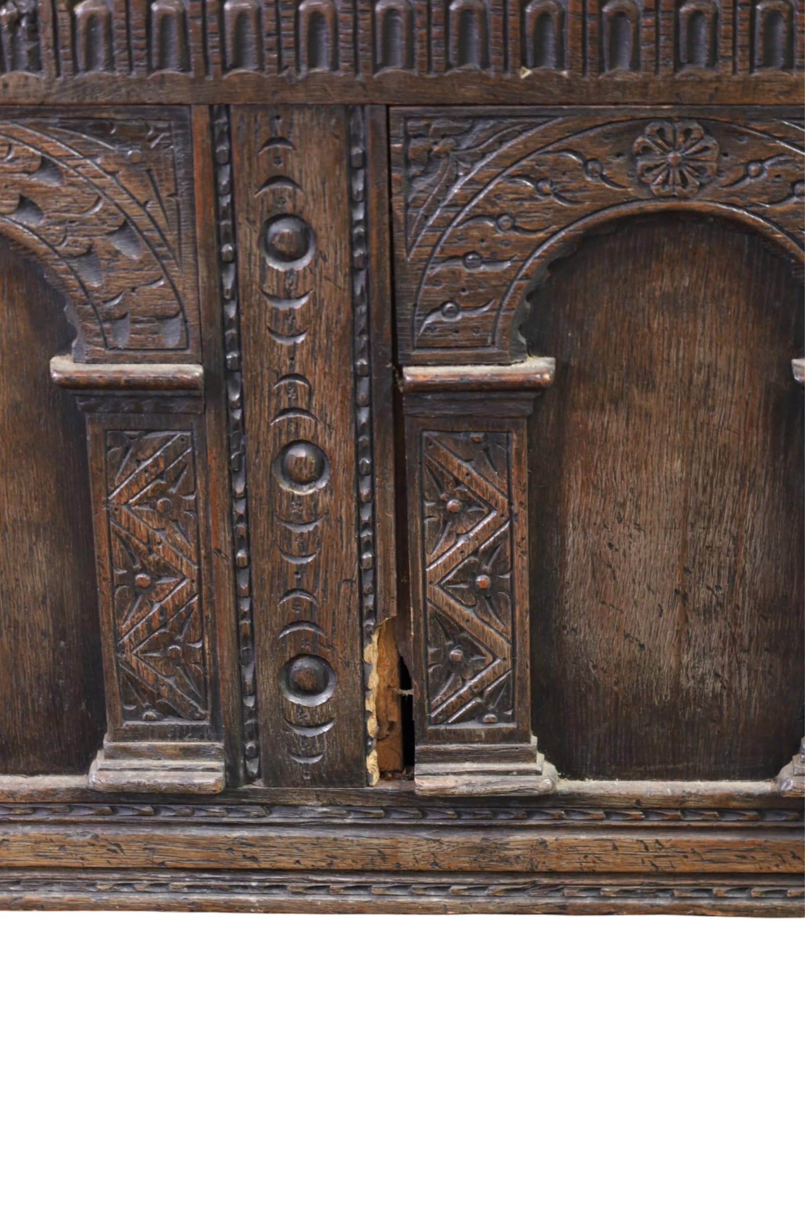 SPANISH STYLE TRUNK - 4