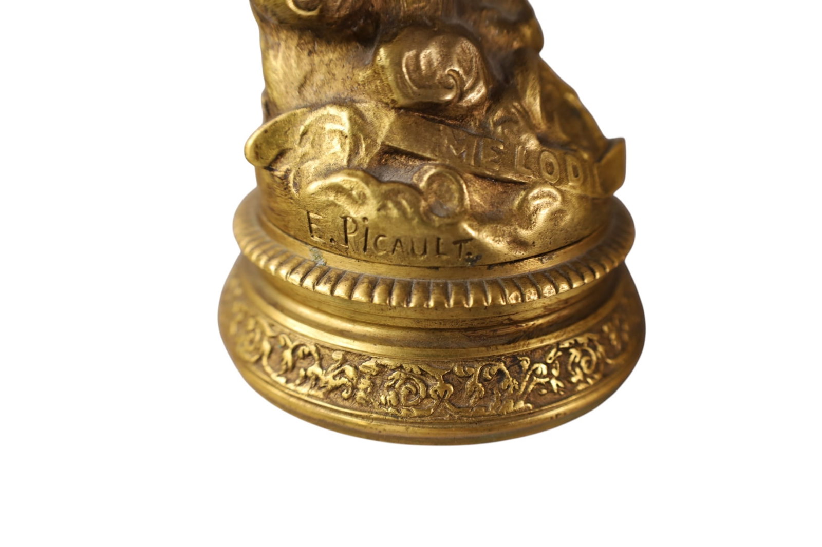BRONZE FIGURE - 4
