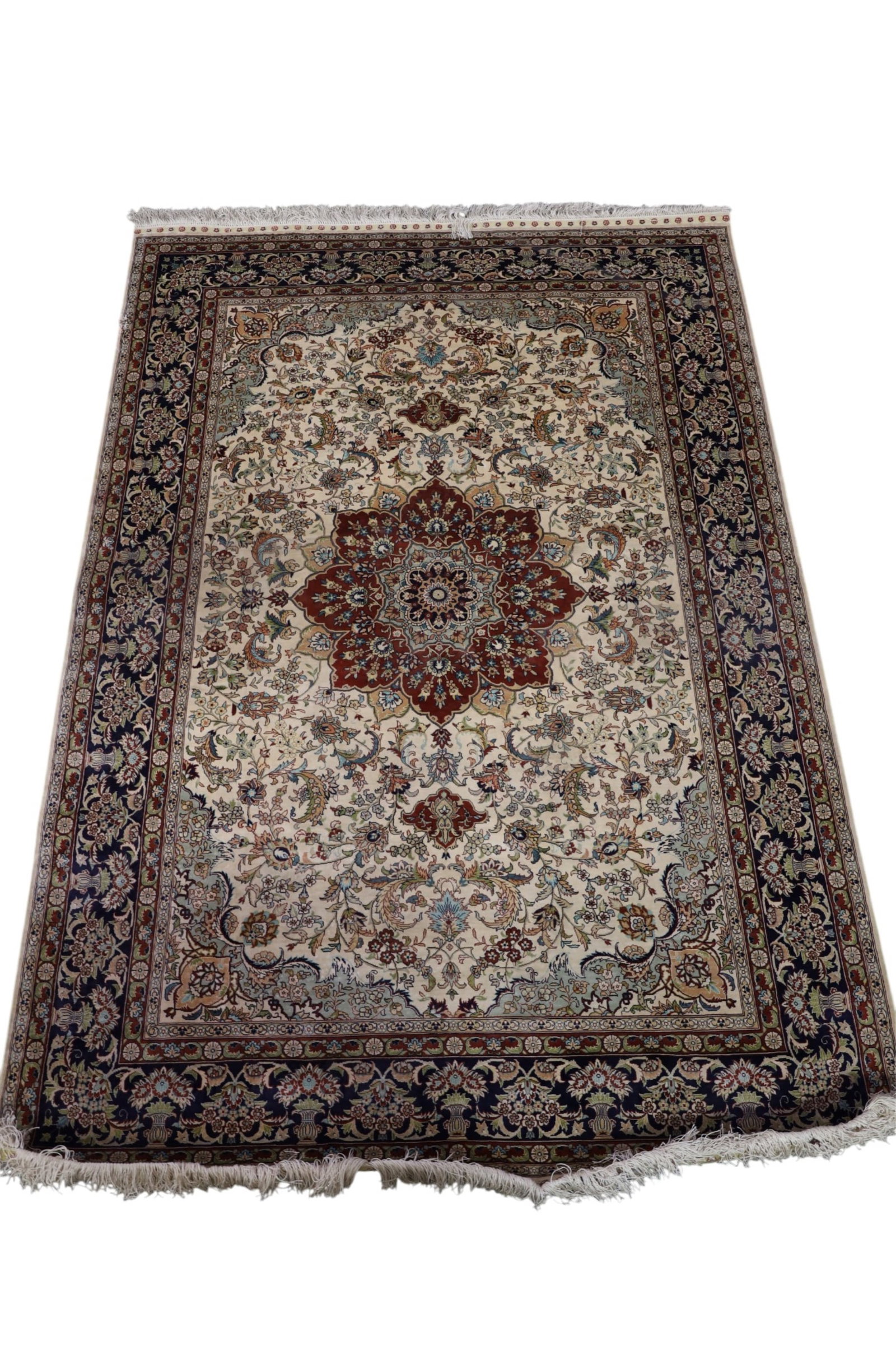 APPROX 4' x 6' HANDMADE SILK RUG (1 of 5)