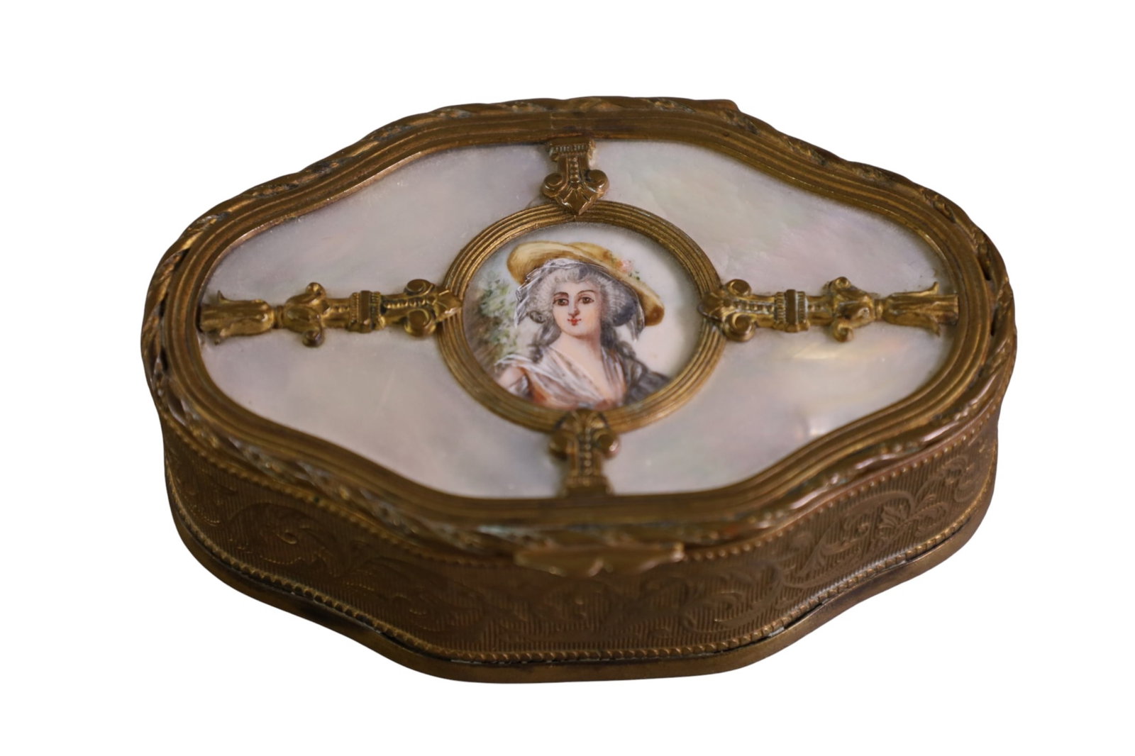 FRENCH ORMOLU DRESSER BOX: MINIATURE PAINTING, WITH MOTHER OF PEARL HINGED LID. 3 1/2" x 2" x 1"