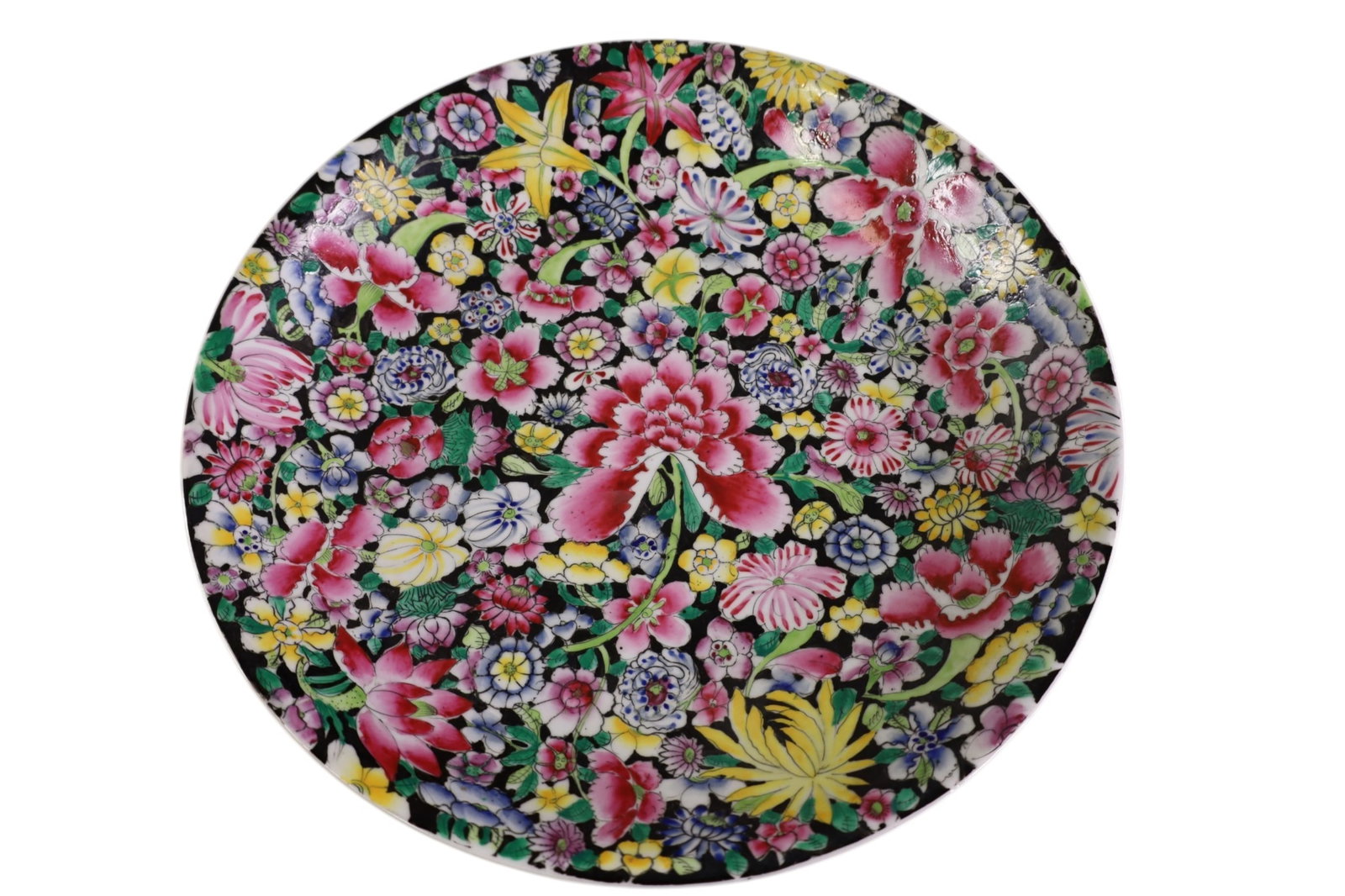 CHINESE PORCELAIN PLATTER: CHINESE PORCELAIN THOUSAND FLOWERS PLATTER, SIGNED ON BASE. 14 1/2" DIAM.