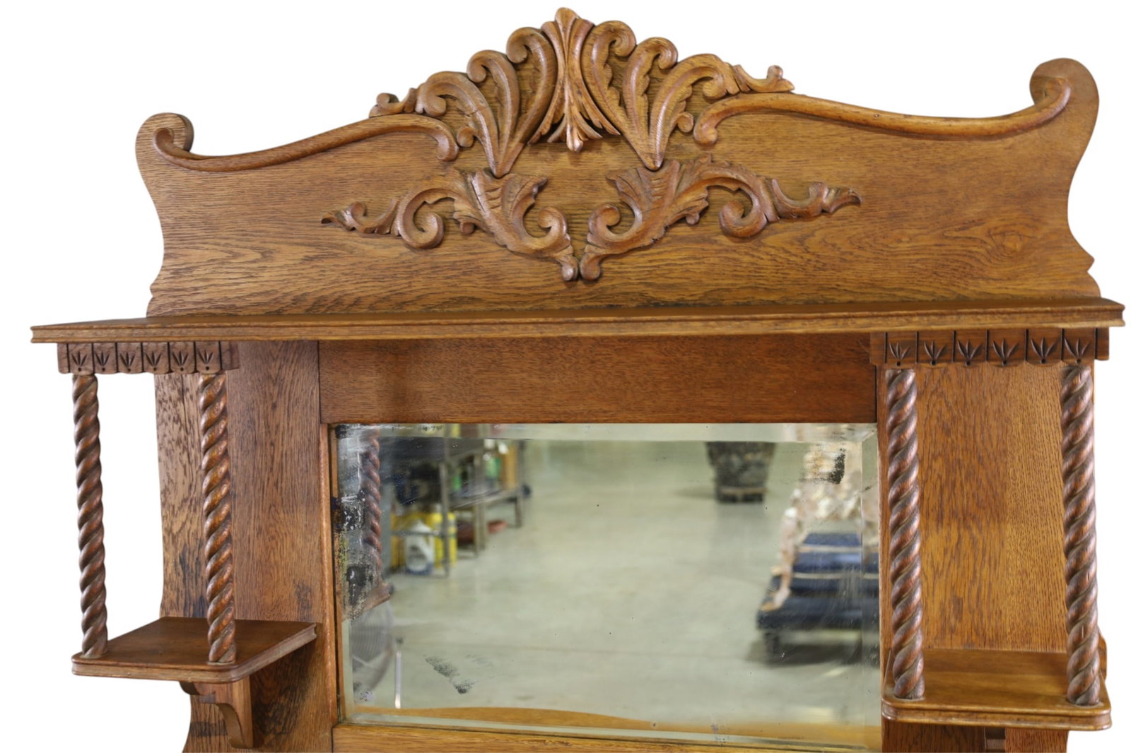 SMALL OAK SIDEBOARD - 3