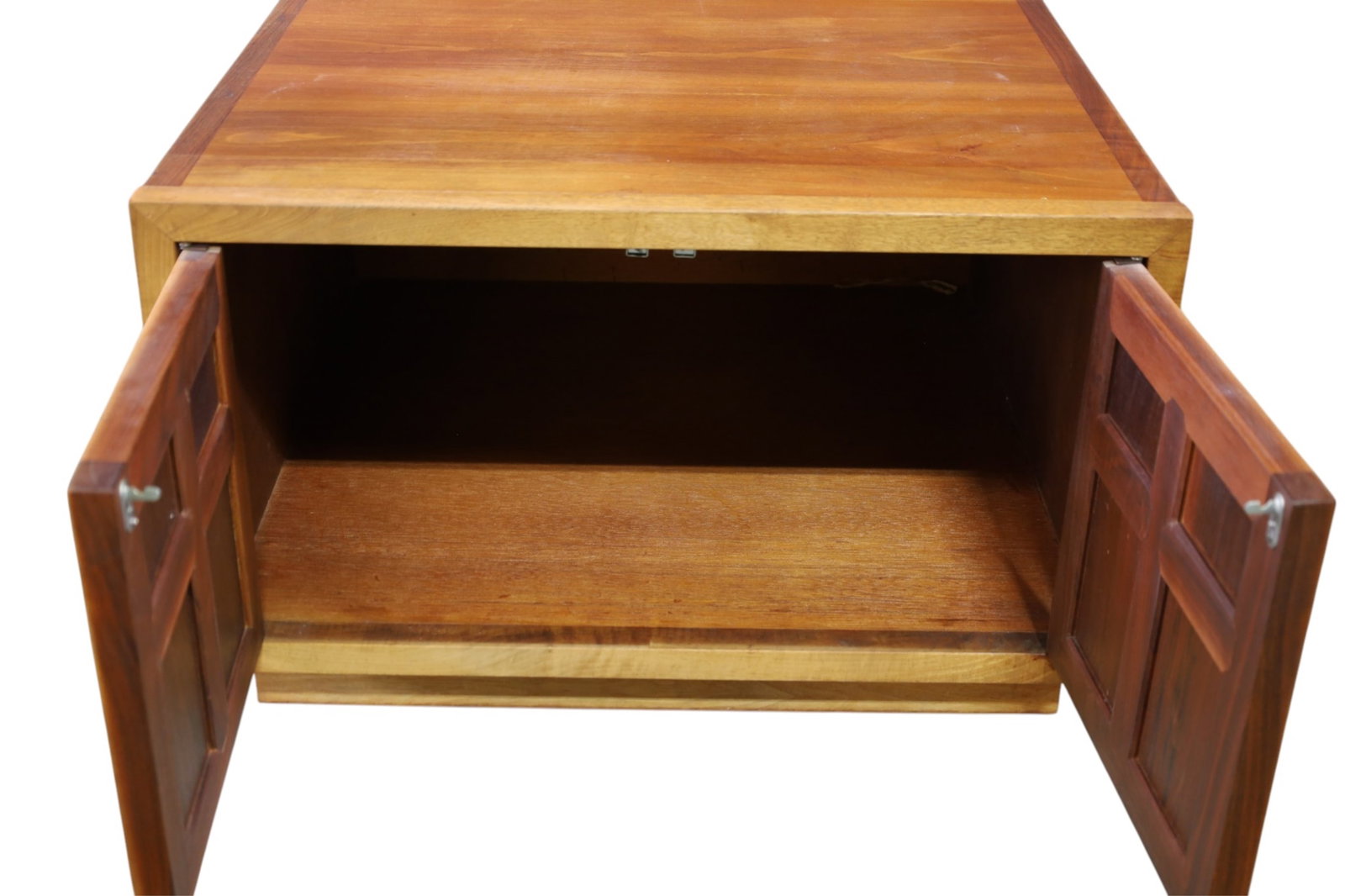 MID CENTURY MODERN SIDE TABLE - 4